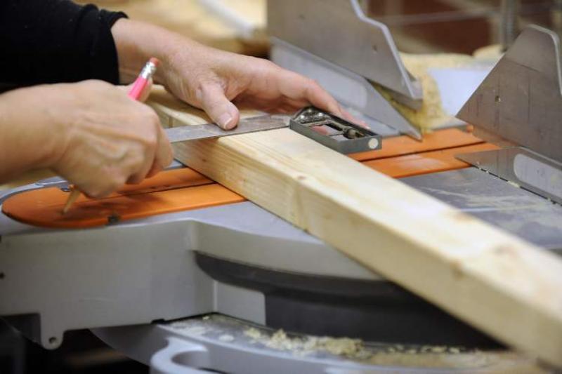 Many household repairs and projects can be tackled by a do-it-yourselfer who takes the time to learn whatâs required.