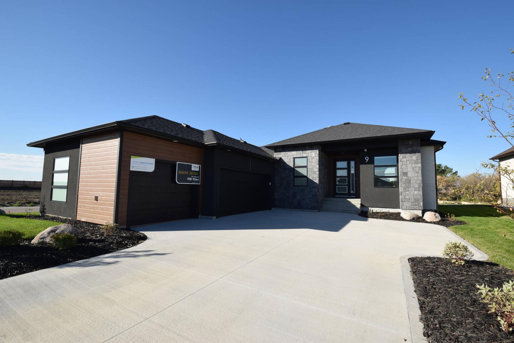  <p>Todd Lewys / Free Press</p>
                                <p>As striking as it is energy-efficient, Sterling Homes&rsquo; Avery model bungalow is quiet, comfortable and equipped to make hefty utility bills a thing of the past.</p> 