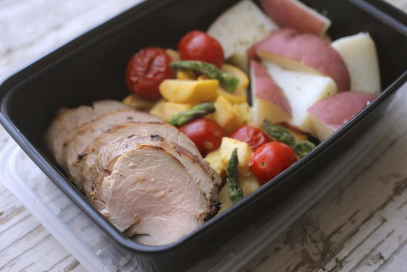<p>Making your own frozen dinners lets you control the ingredients.</p>