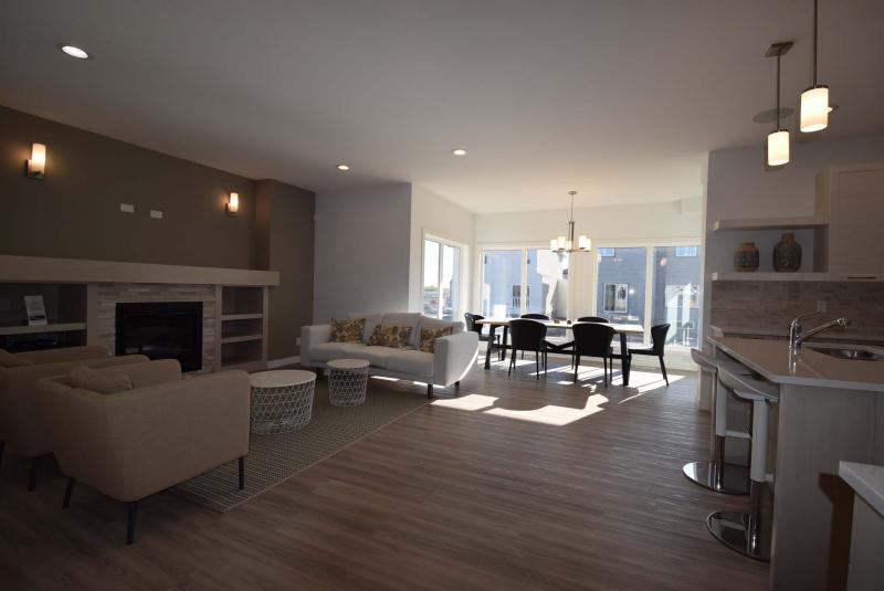 <p>Great room</p>