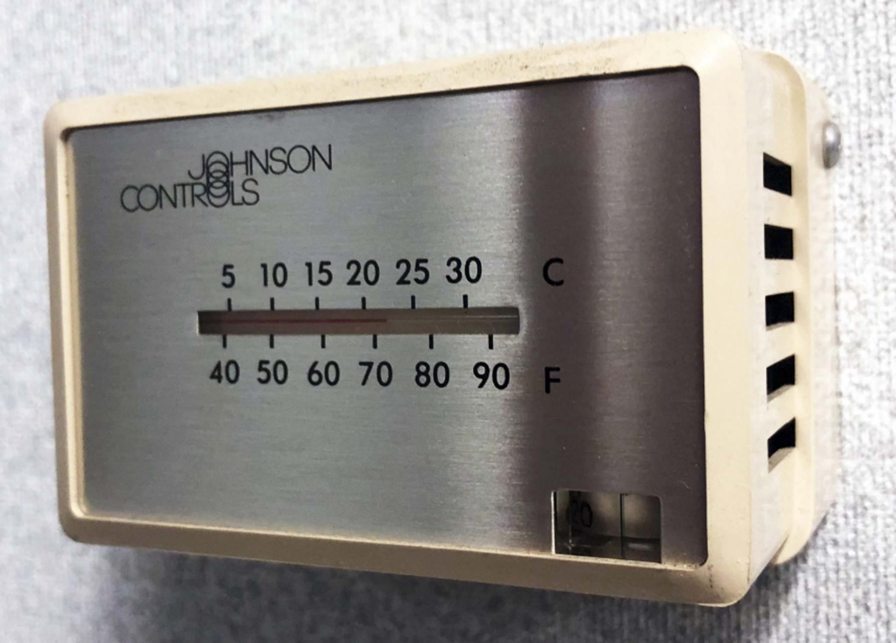 <p>Willy Williamson / Winnipeg Free Press</p><p>Most households have a certified thermostat operator, if that isn&rsquo;t you, HANDS OFF!</p>