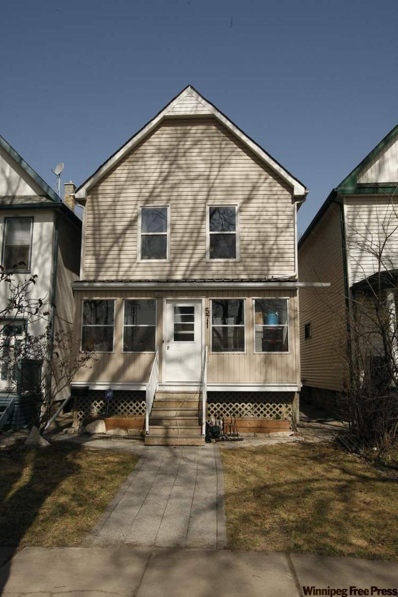 SOLD & OFFERED April 2410 Winnipeg Free Press Homes