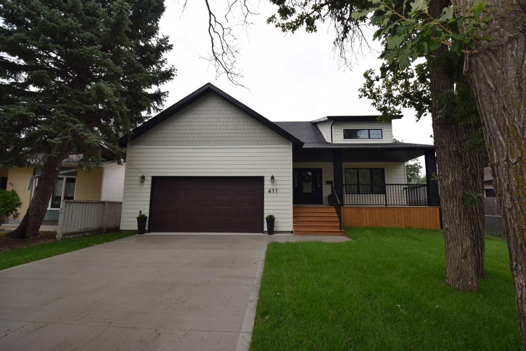 <p>Todd Lewys photos / Free Press</p>
                                <p>Impeccably built and designed, this 1,493 sq. ft. infill bungalow impresses at every turn.</p> 