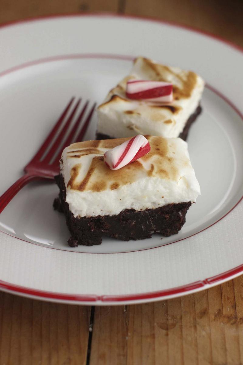 <p>Matthew Mead / The Associated Press</p><p>Cut perfectly square holiday brownies with the help of a ruler, toothpick and pizza cutter.</p>