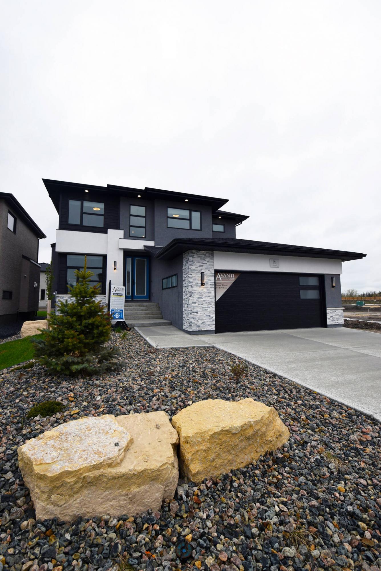 <p>Todd Lewys / Winnipeg Free Press</p><p>This large two-storey home in Sage Creek offers families a perfect blend of luxury and livability.</p>