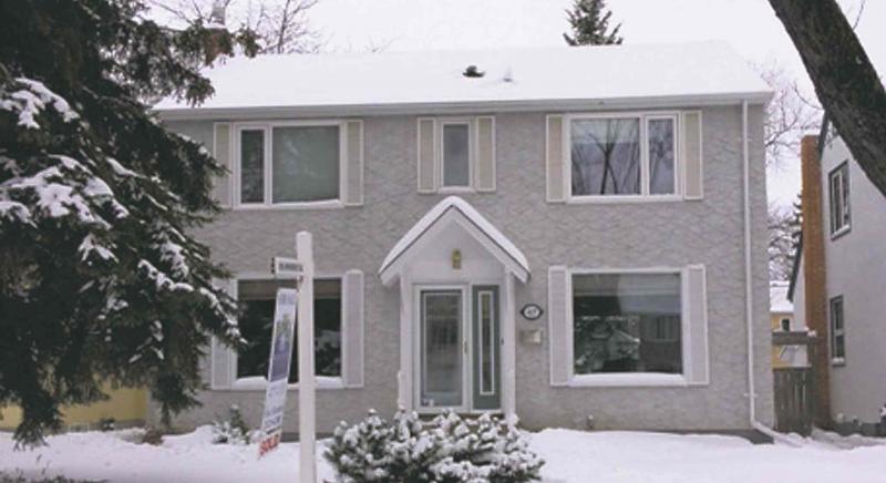 417 Queenston