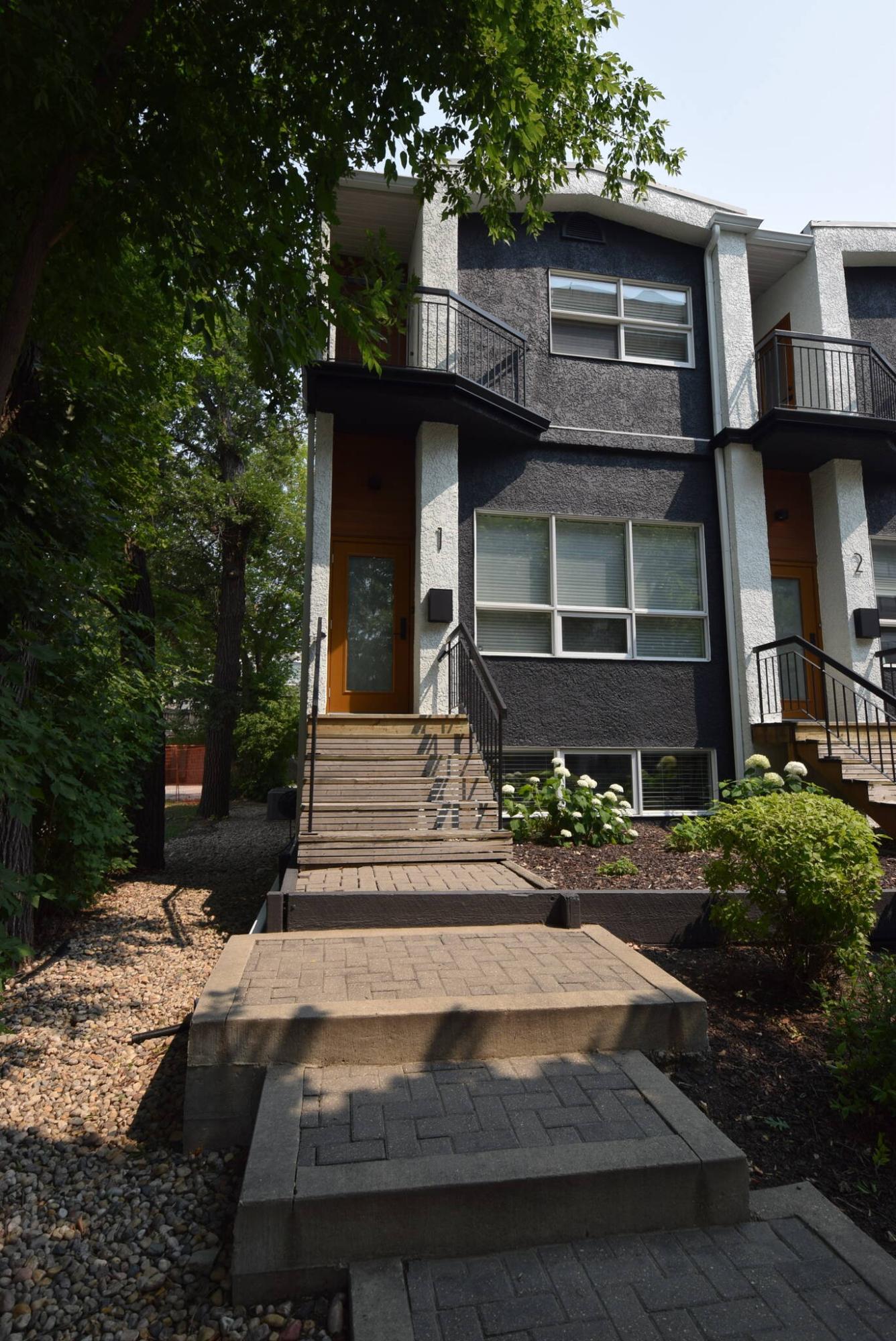  <p>The tastefully updated home&rsquo;s striking exterior is a prelude to what awaits inside.</p> 