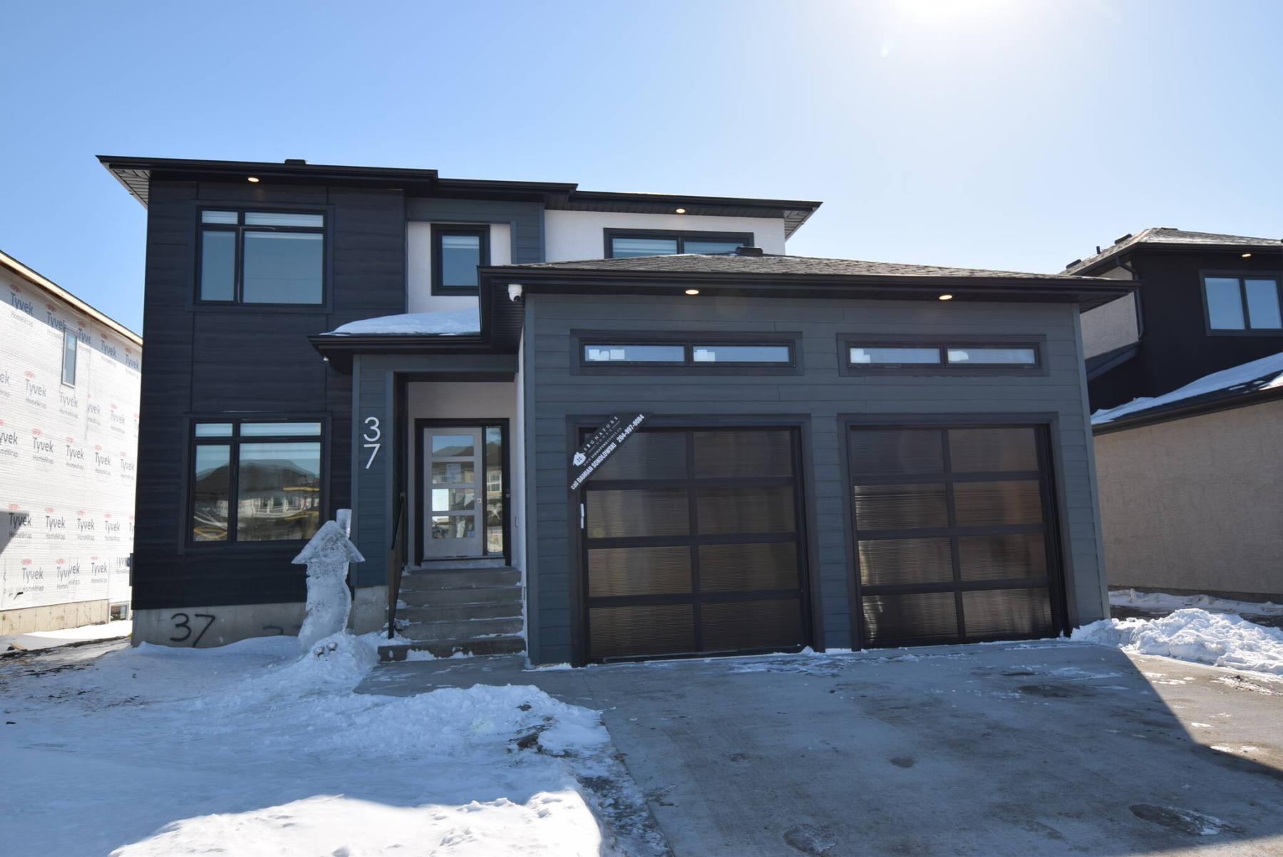  <p>A brand new plan, the 2,204 sq. ft., two-storey Brookside is a family-friendly four-bedroom home that&rsquo;s as warm as it is spacious. (Todd Lewys / Winnipeg Free Press)</p> 