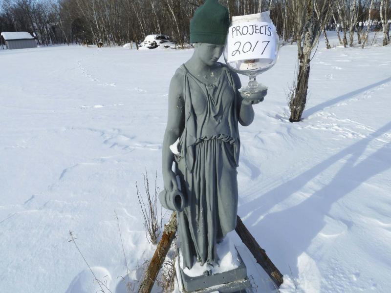 <p>Laurie Mustard / Winnipeg Free Press</p><p>This goddess statue needs some work — just another project on an ever-expanding list!</p>
