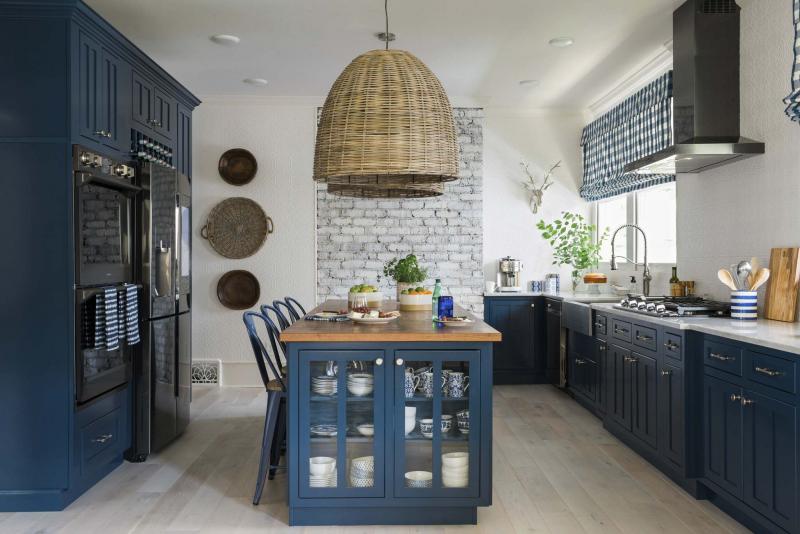 <p>Robert Peterson / Scripps Networks</p><p>While all-white kitchens are still popular, colourful kitchens such as this one have emerged as a popular trend in 2017 .</p>