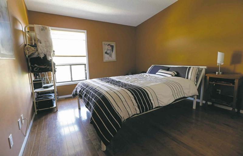 Homes. The condo at 153 - 144 Portsmouth Boulevard in the Terraces of Tuxedo.  One of two bedrooms.  The realtor is Andrew Single.  Todd Lewys story Wayne Glowacki / Winnipeg Free Press July 31 2015