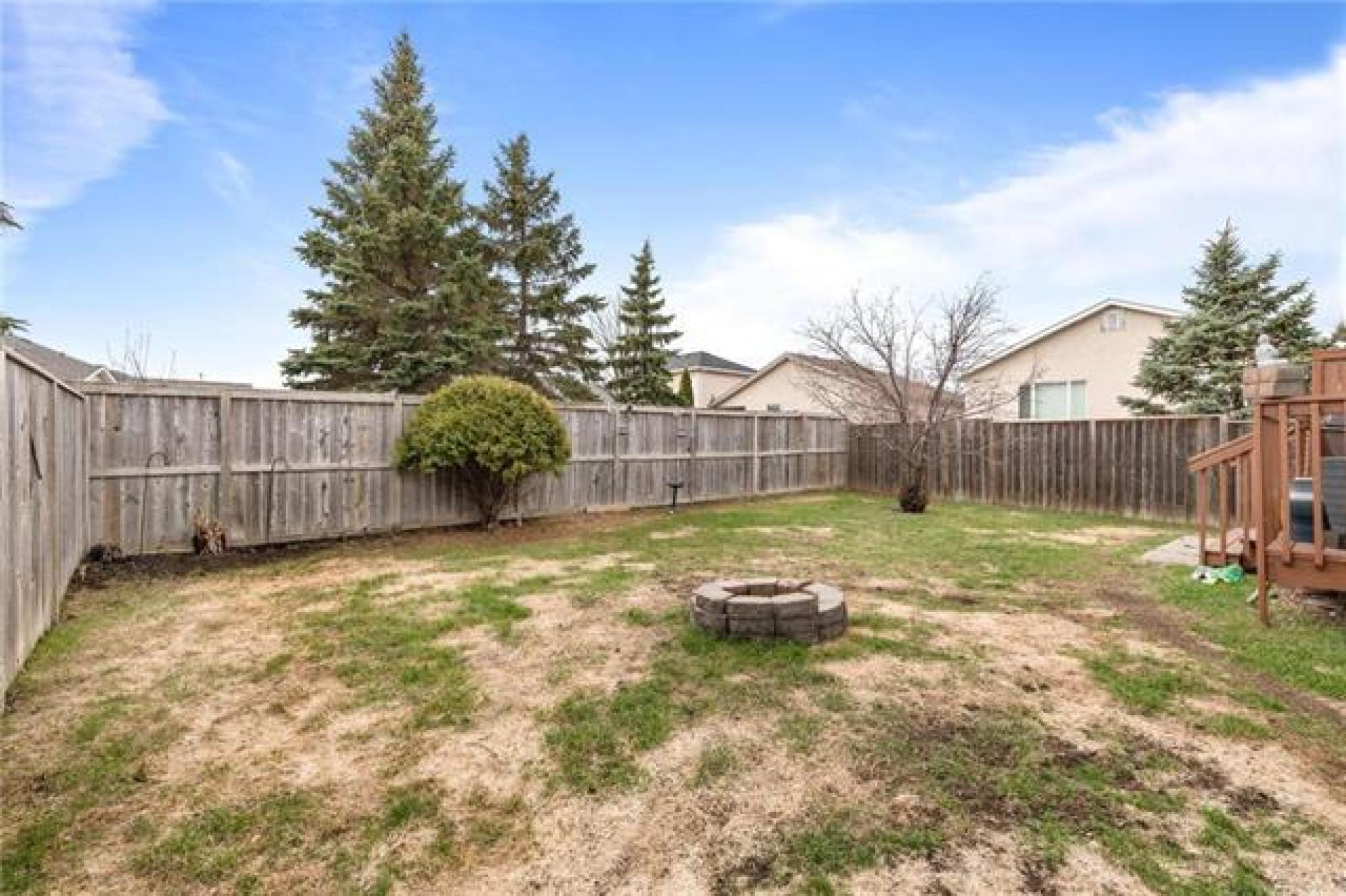 75 Courland Bay, R2P 2X1, 5 Bedroom, BiLevel for sale North West Winnipeg, Amber Trails