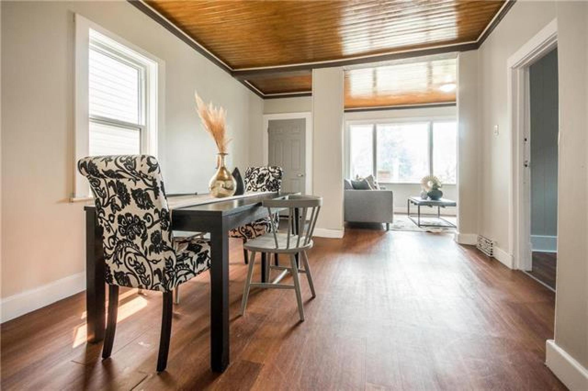 555 Matheson Avenue, R2V 0A3, 3 Bedroom, 1 & 1/2 Storey for sale North