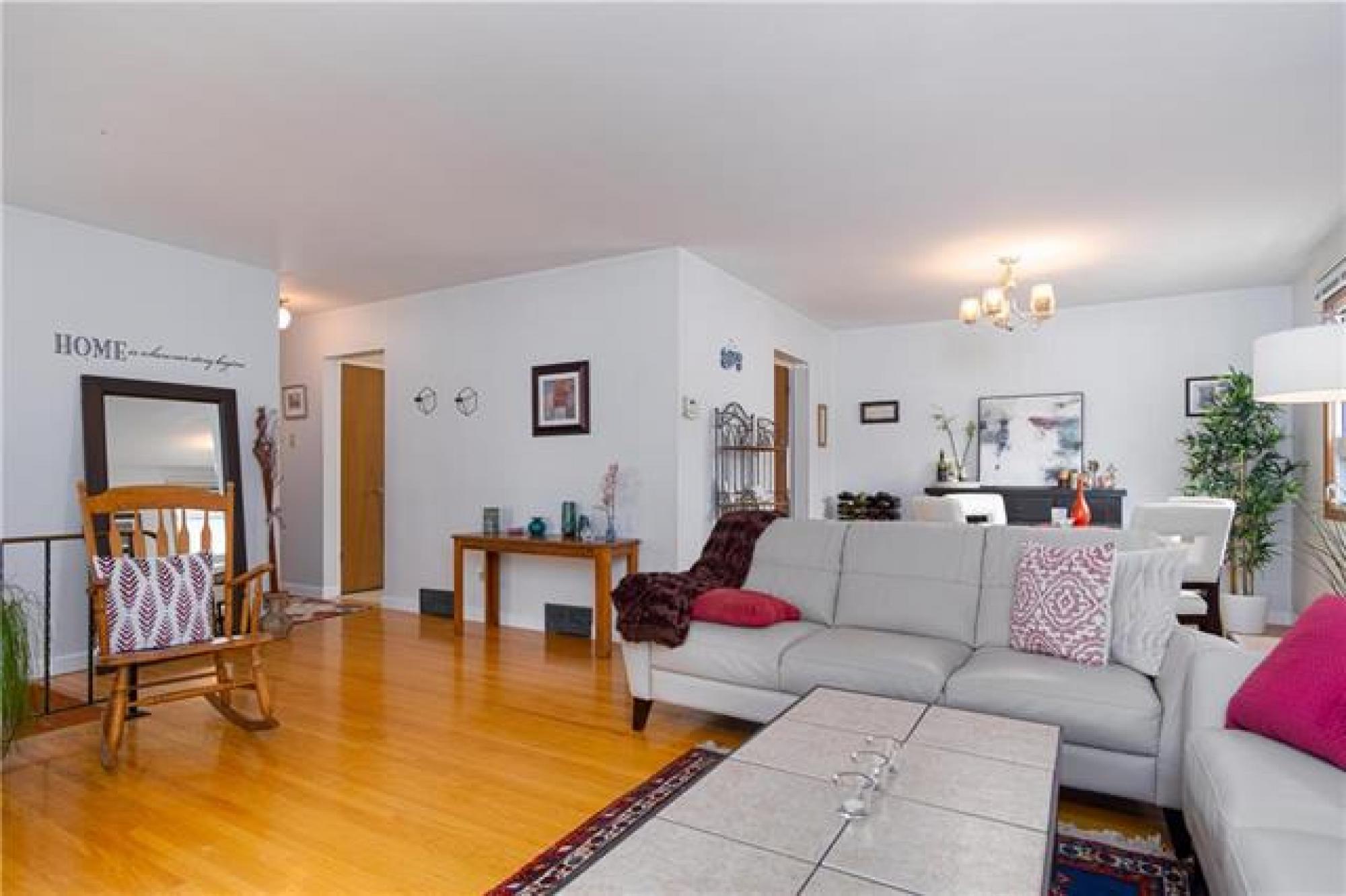 1063 Consol Avenue, R2K 1T9, 4 Bedroom, Bungalow for sale North East