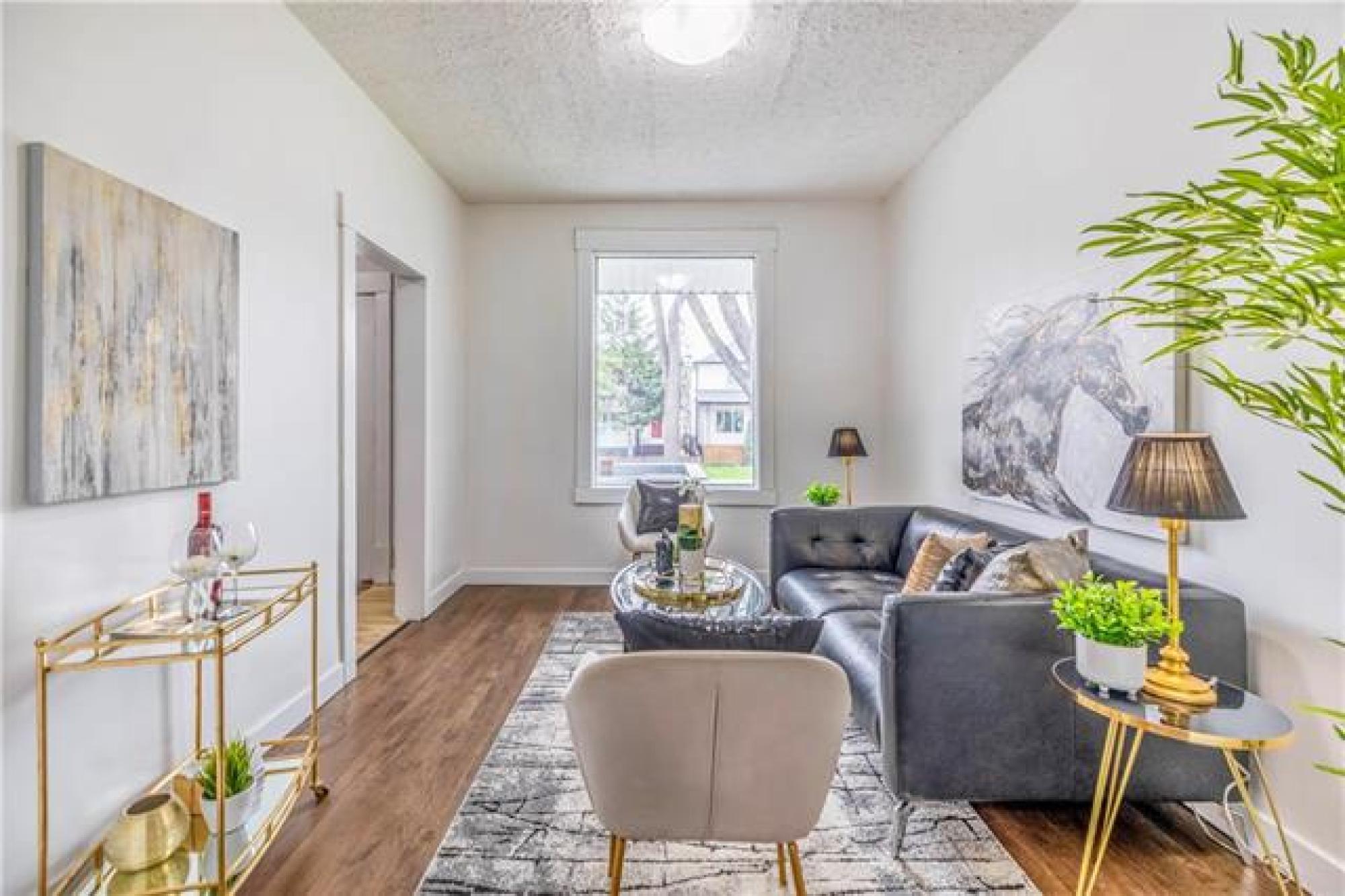 153 Lansdowne Avenue, R2W 0G2, 3 Bedroom, 2 Storey for sale North West