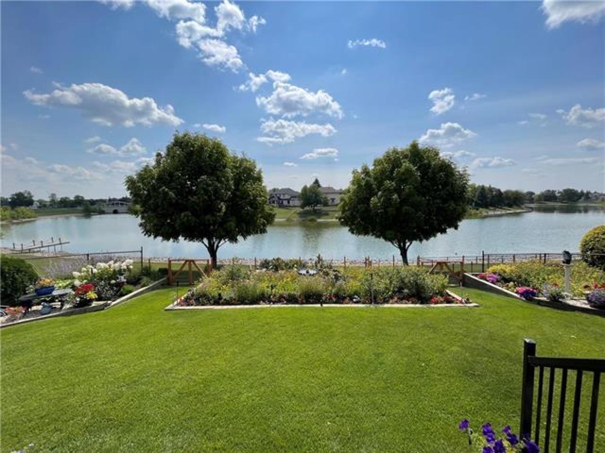 34 Waterfront Road, R3X 1L2, 3 Bedroom, 2 Storey for sale South East Winnipeg, Island Lakes