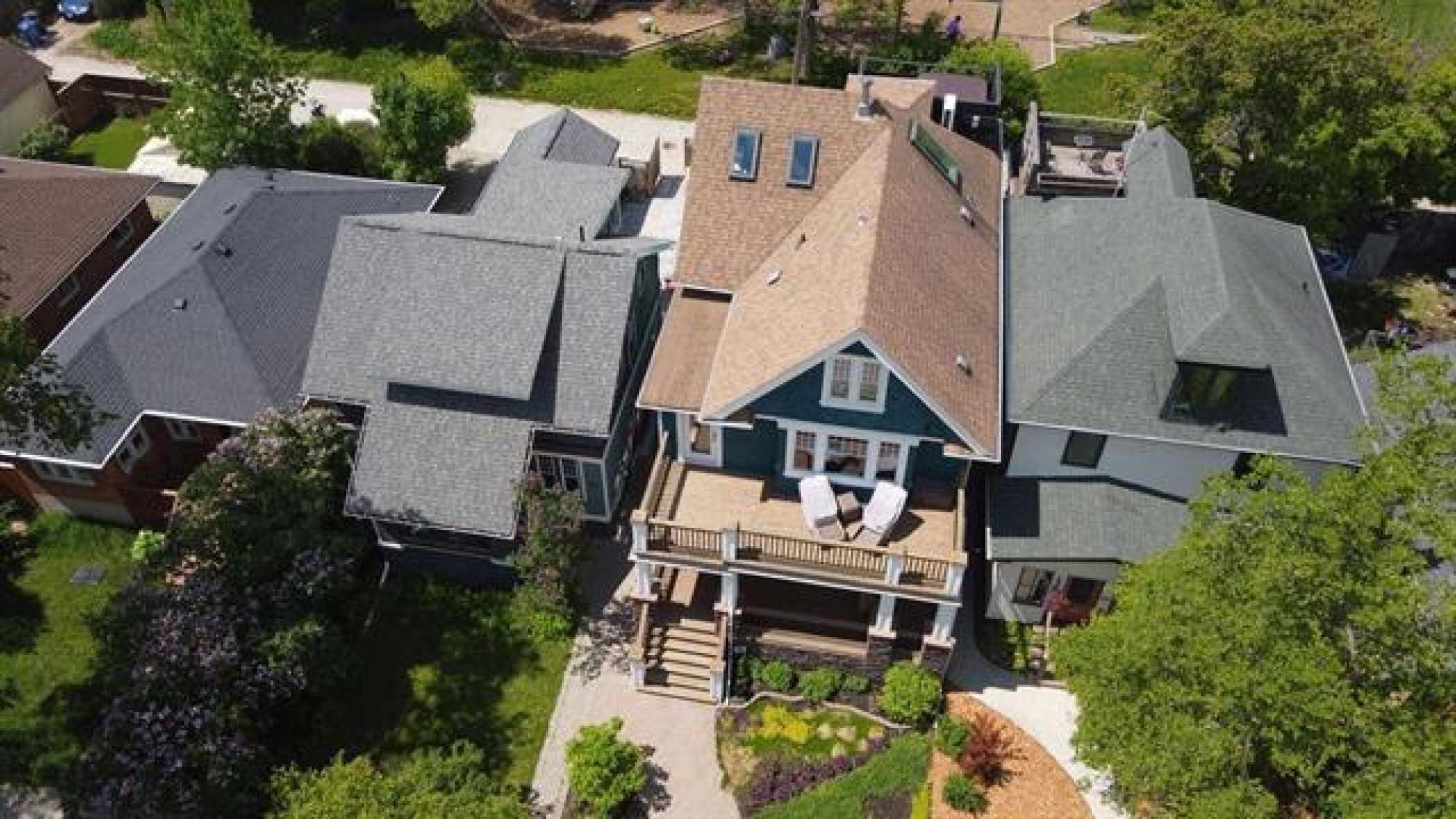 30 Lipton Street, R3G 2G4, 4 Bedroom, 2 & 1/2 Storey for sale West Winnipeg, Wolseley Winnipeg