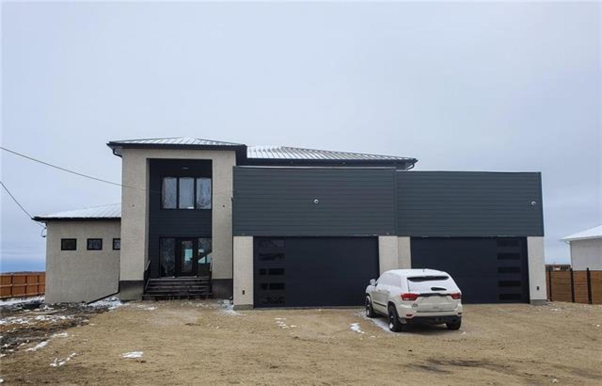 341 DODDS Road, R0H 0J0, 9 Bedroom, 2 Storey for sale West Winnipeg