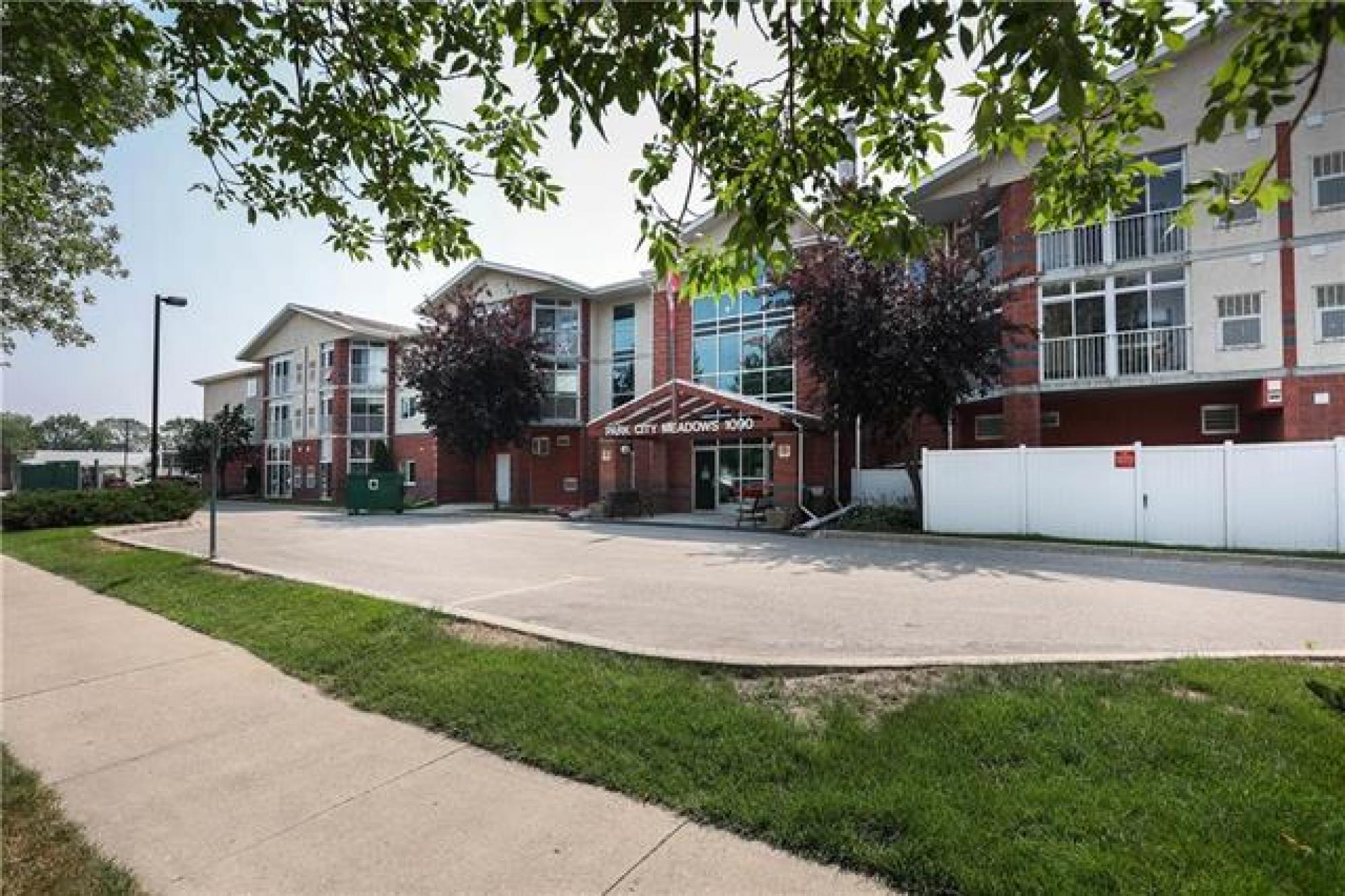 3221090 DEVONSHIRE Drive, R3W 1T5, 2 Bedroom, One Level for sale North