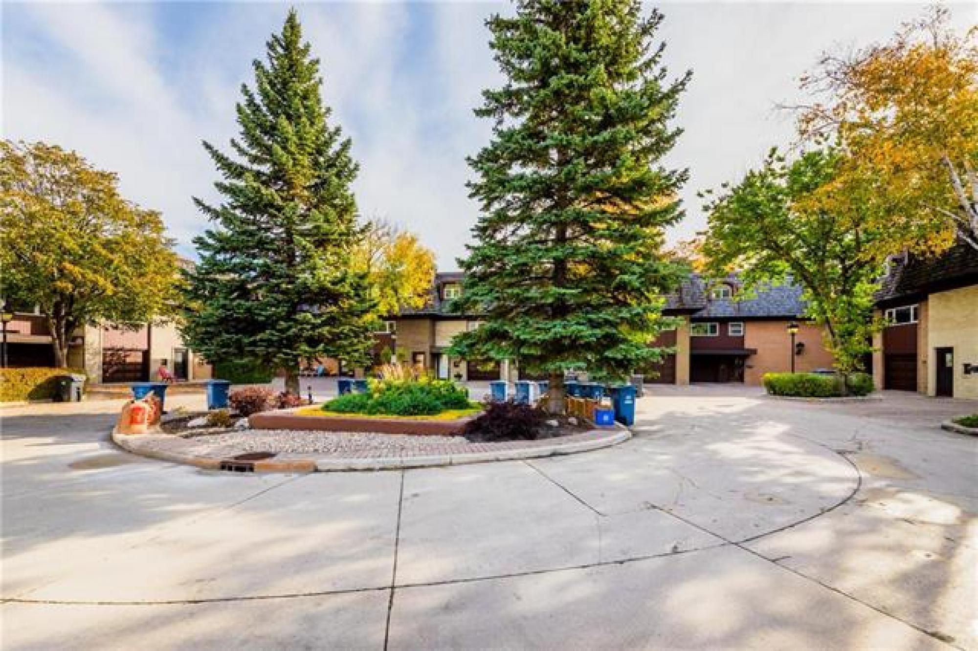 12341 Westwood Drive, R3K 1G4, 3 Bedroom for sale West Winnipeg