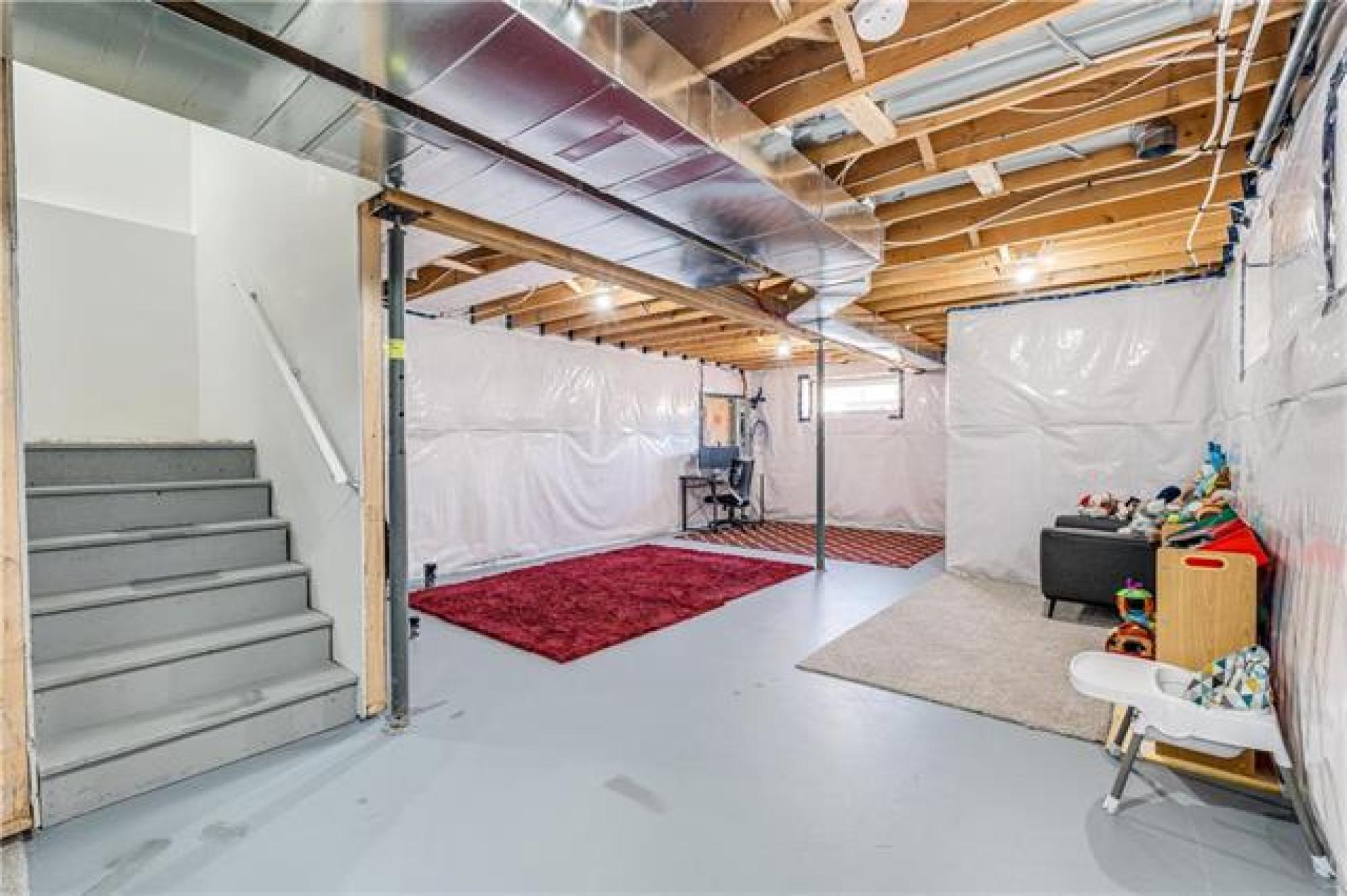 207 Phoenix Way, R2V 5B3, 3 Bedroom, 2 Storey for sale North West