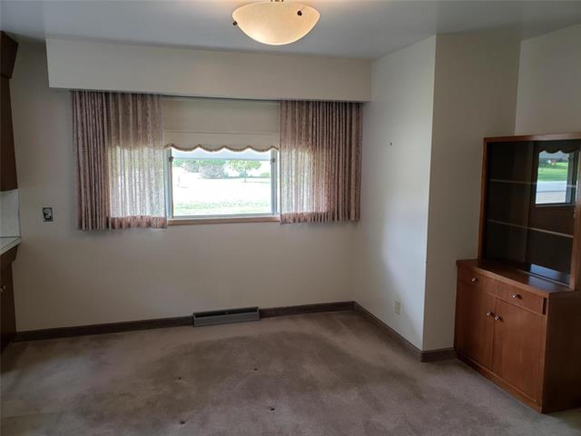 39 RIVER Avenue, R0G 2P0, 2 Bedroom, Bungalow for sale Rural Manitoba