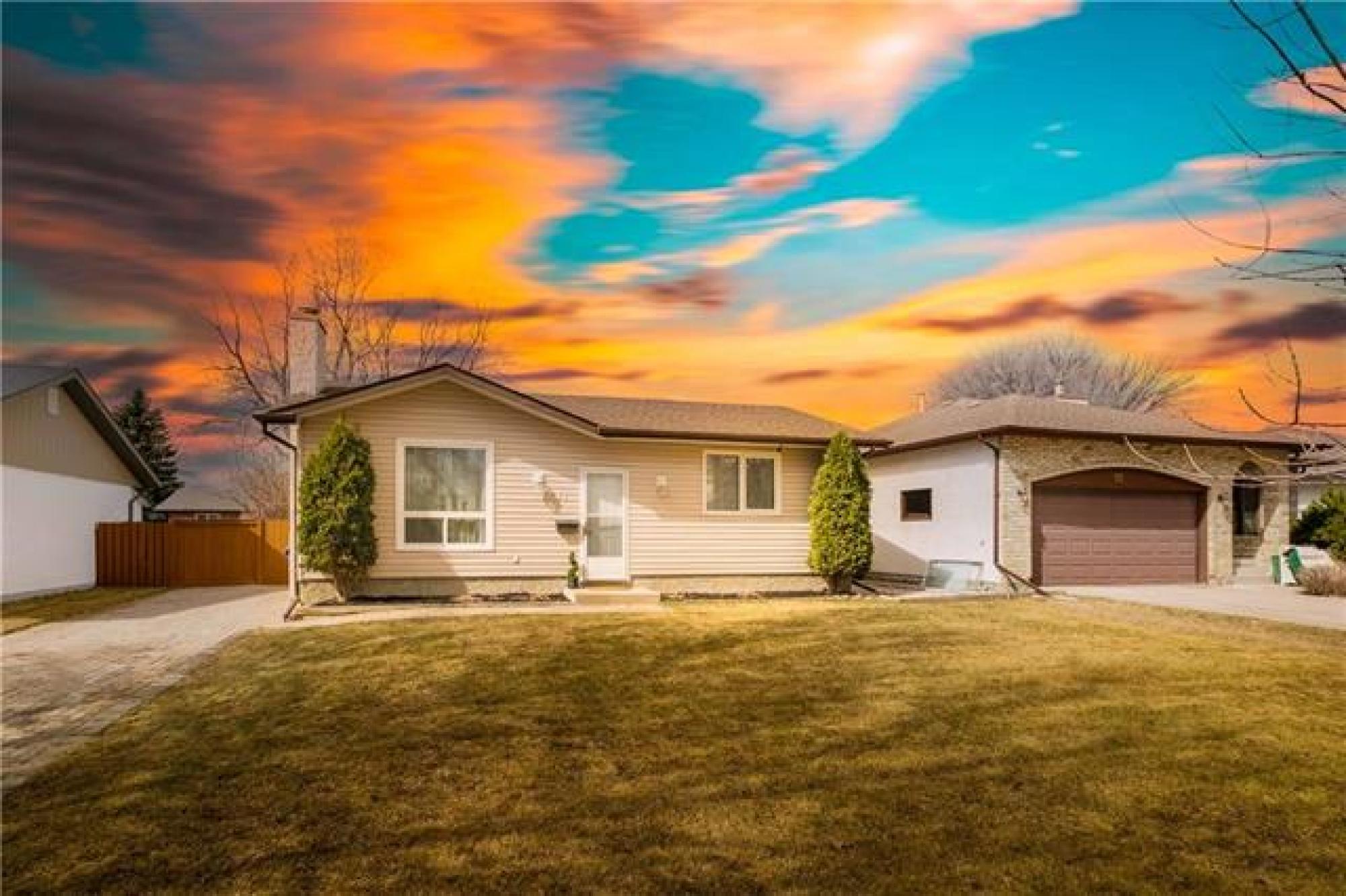 51 Brixford Crescent, R2N 1E1, 2 Bedroom, Bungalow for sale South East