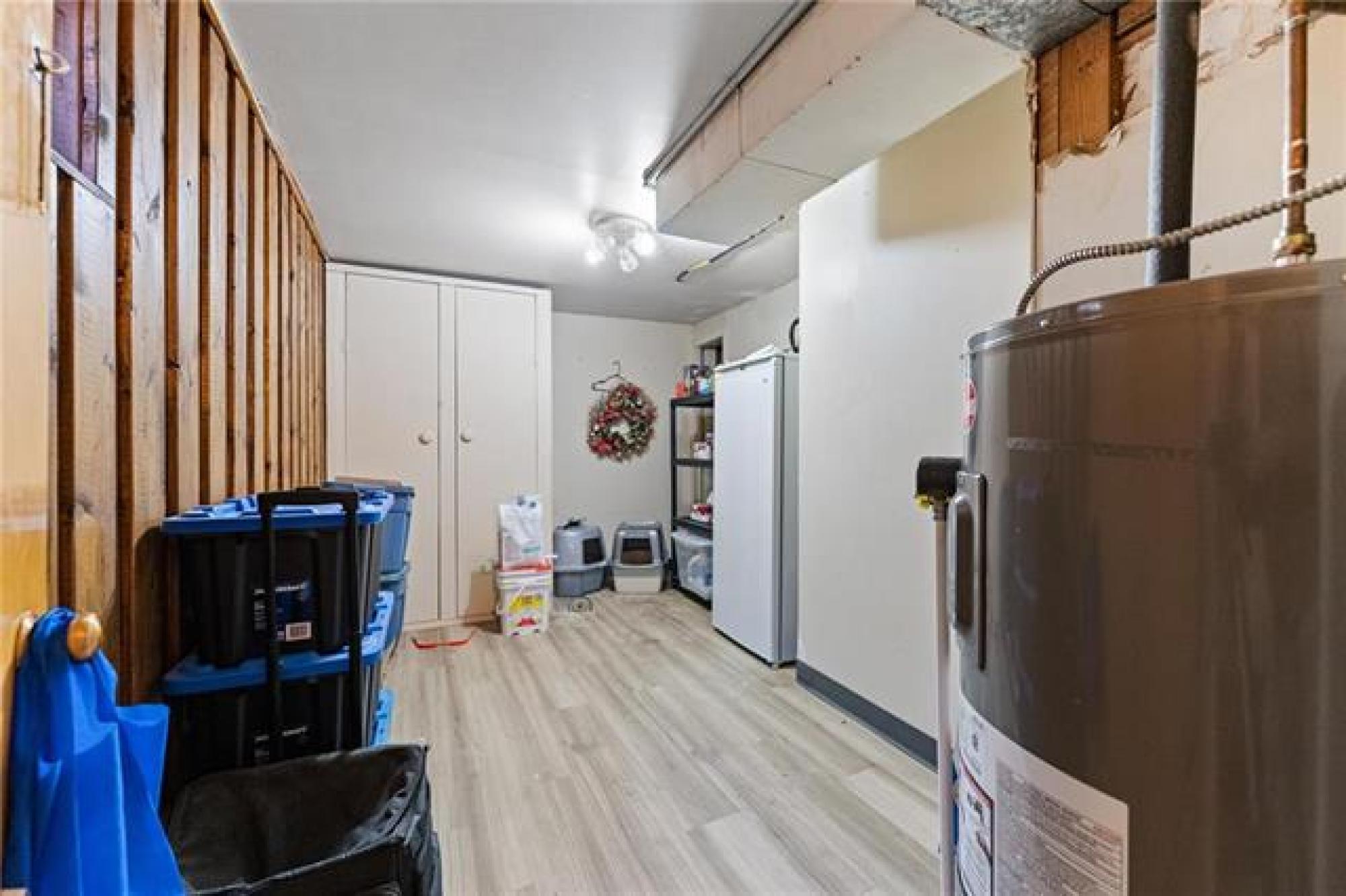 43 Cherokee Bay, R2J 2C4, 4 Bedroom, Bungalow for sale South East