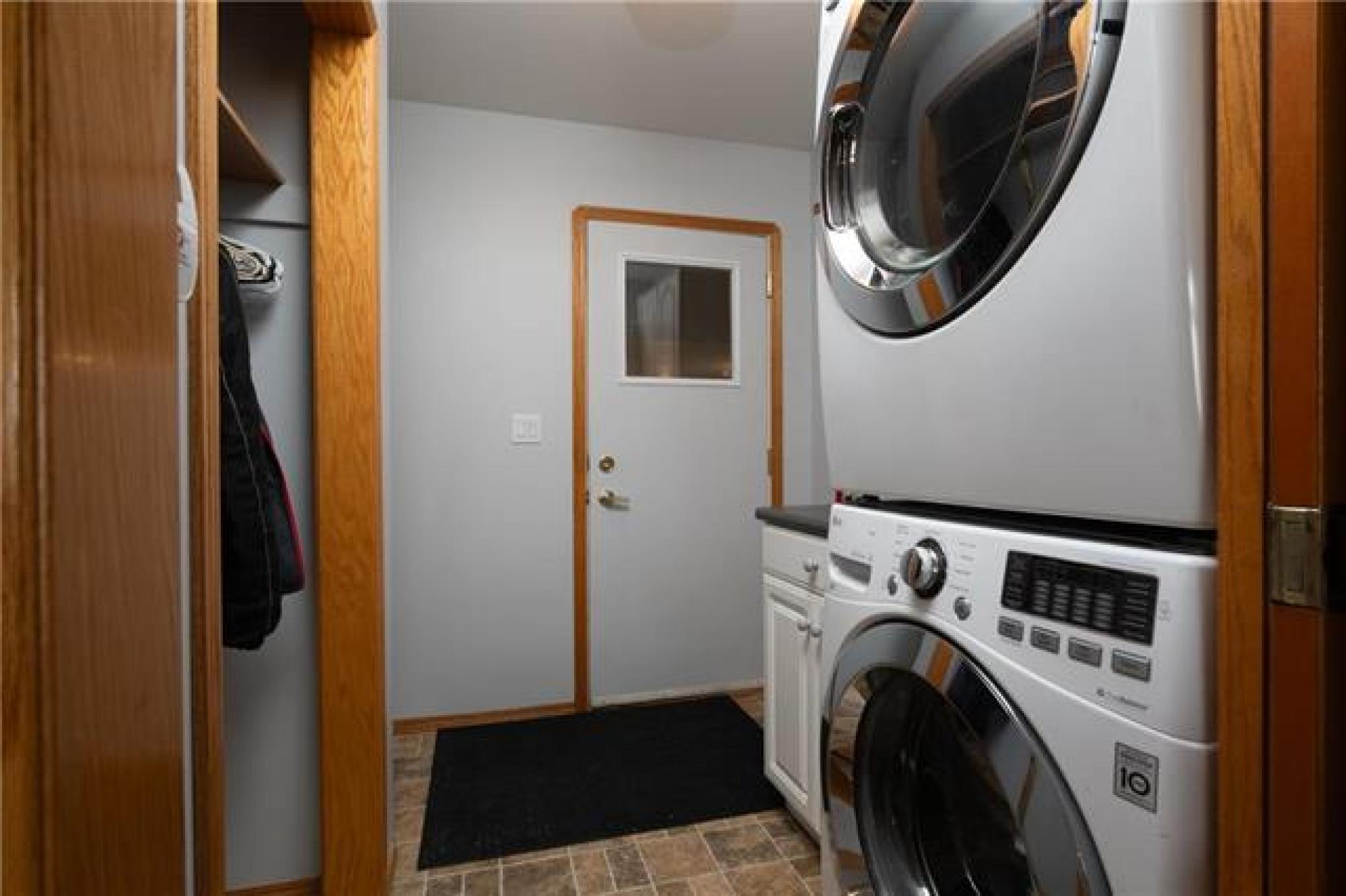 741 Bonner Avenue, R2G 2J8, 2 Bedroom, Bungalow for sale North East