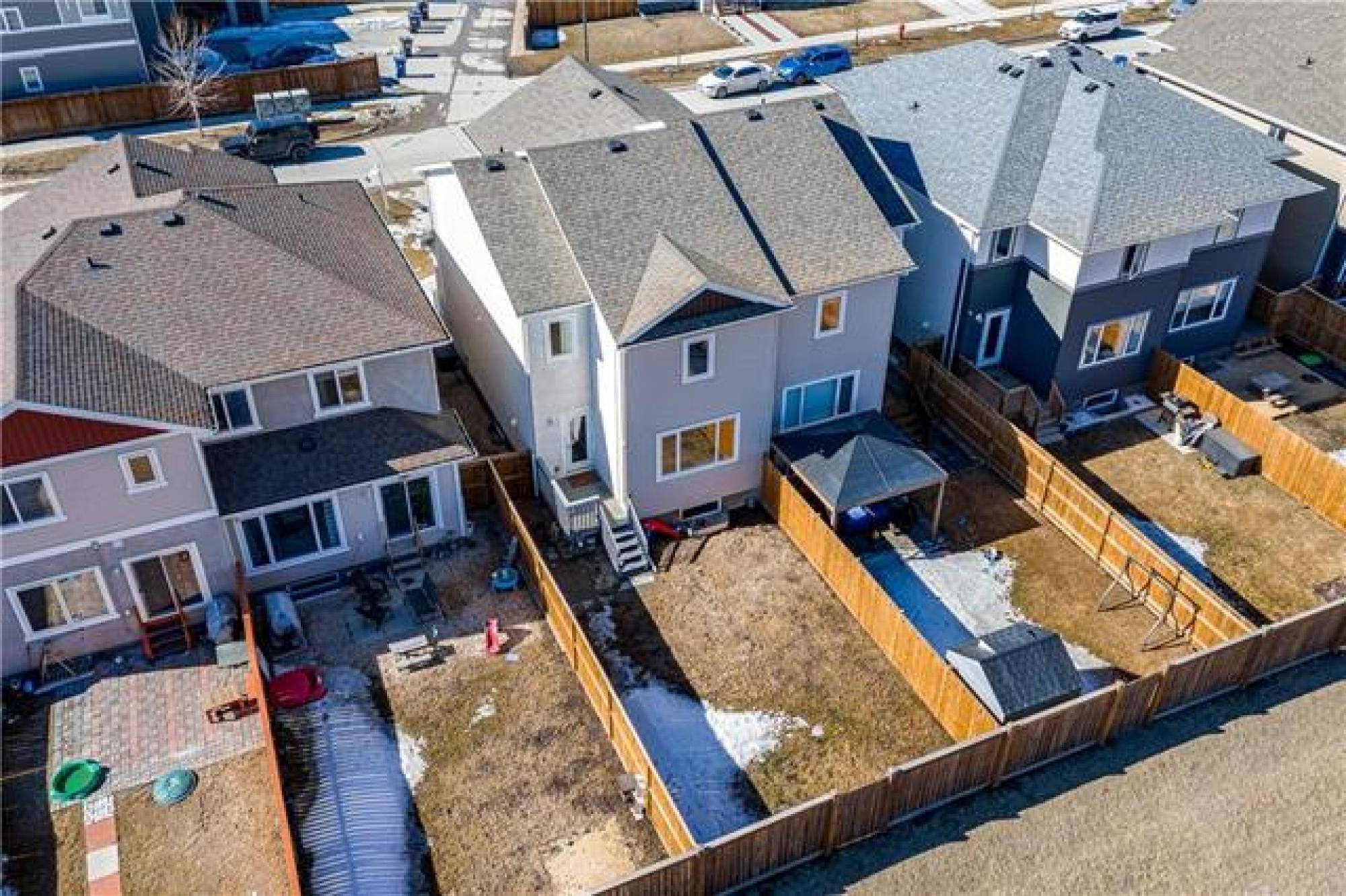 207 Phoenix Way, R2V 5B3, 3 Bedroom, 2 Storey for sale North West