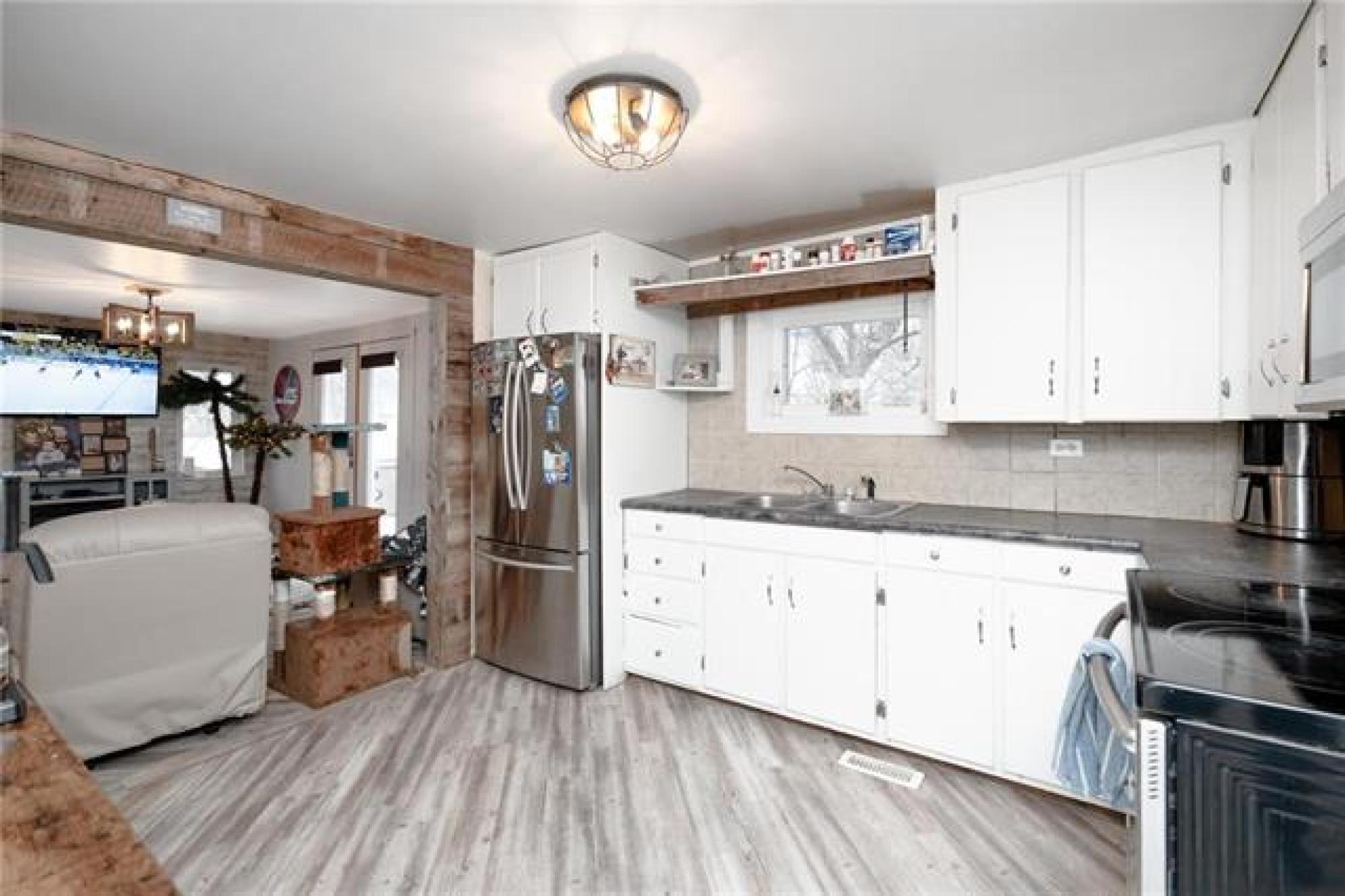 125 6th Avenue, R0C 1B0, 4 Bedroom, Bungalow for sale Rural Manitoba