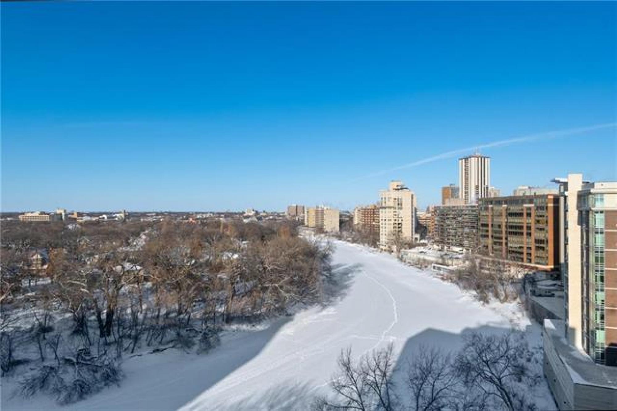 1105255 Wellington Crescent, R3M 3V4, 2 Bedroom for sale South West