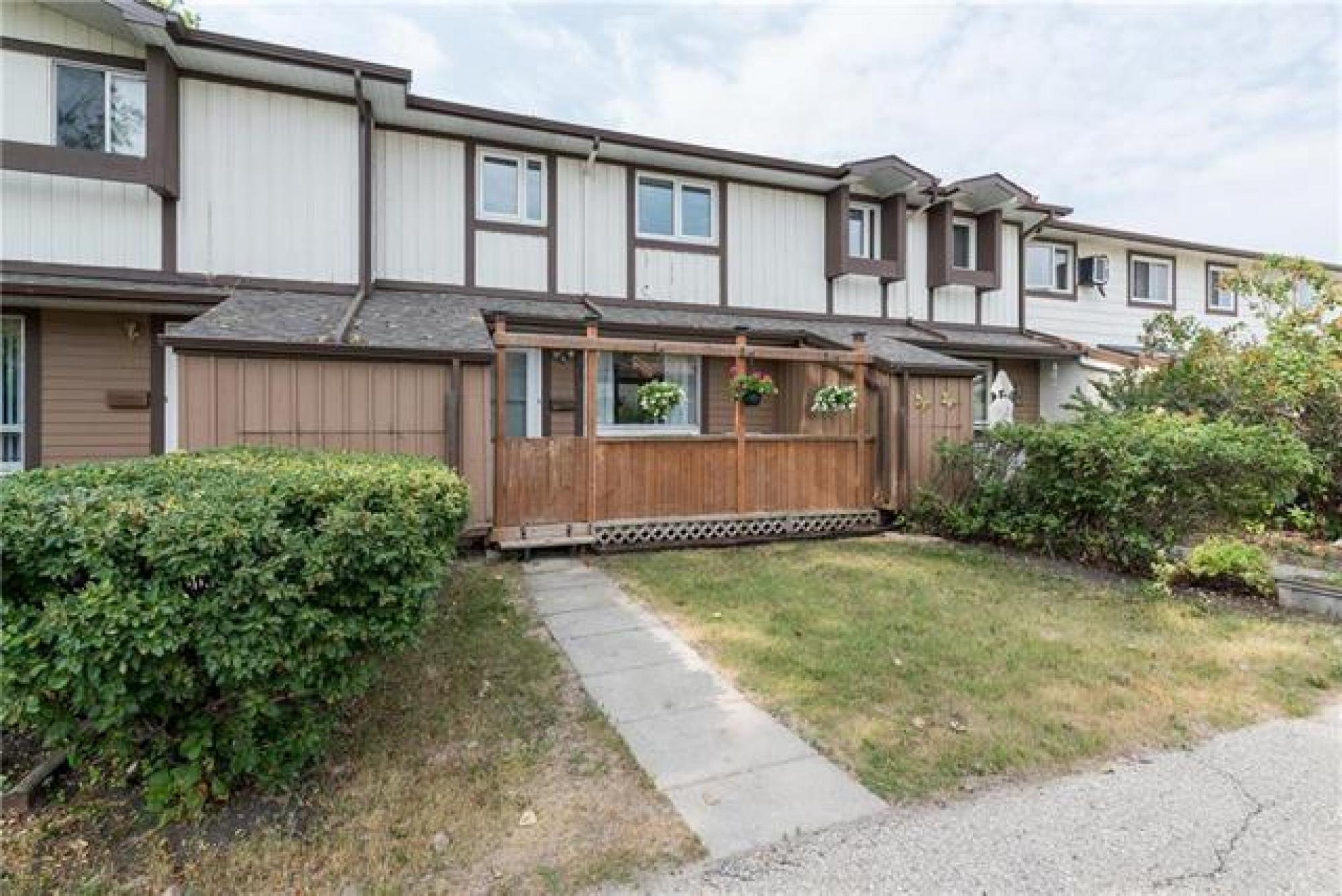 303913 Jefferson Avenue, R2P 1H9, 2 Bedroom, 2 Storey for sale North