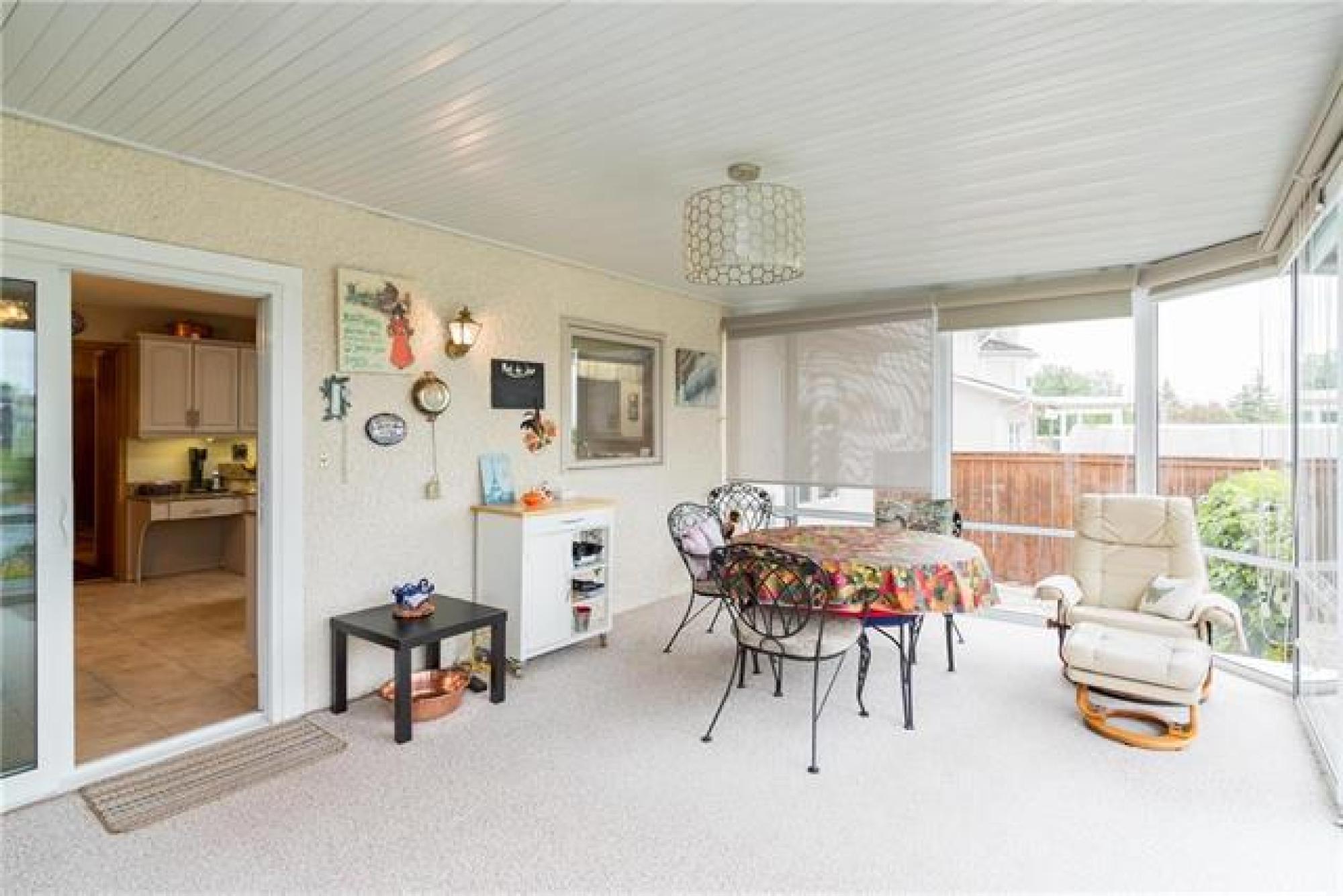 34 Waterfront Road, R3X 1L2, 3 Bedroom, 2 Storey for sale South East Winnipeg, Island Lakes