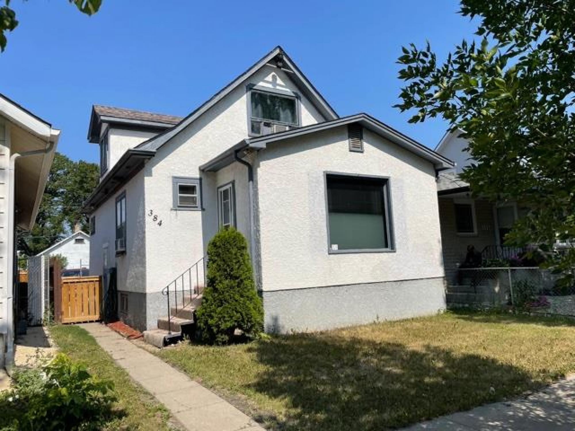384 Seymour Street, R2X 1W8, 3 Bedroom, 1 & 1/2 Storey for sale North West Winnipeg, Sinclair