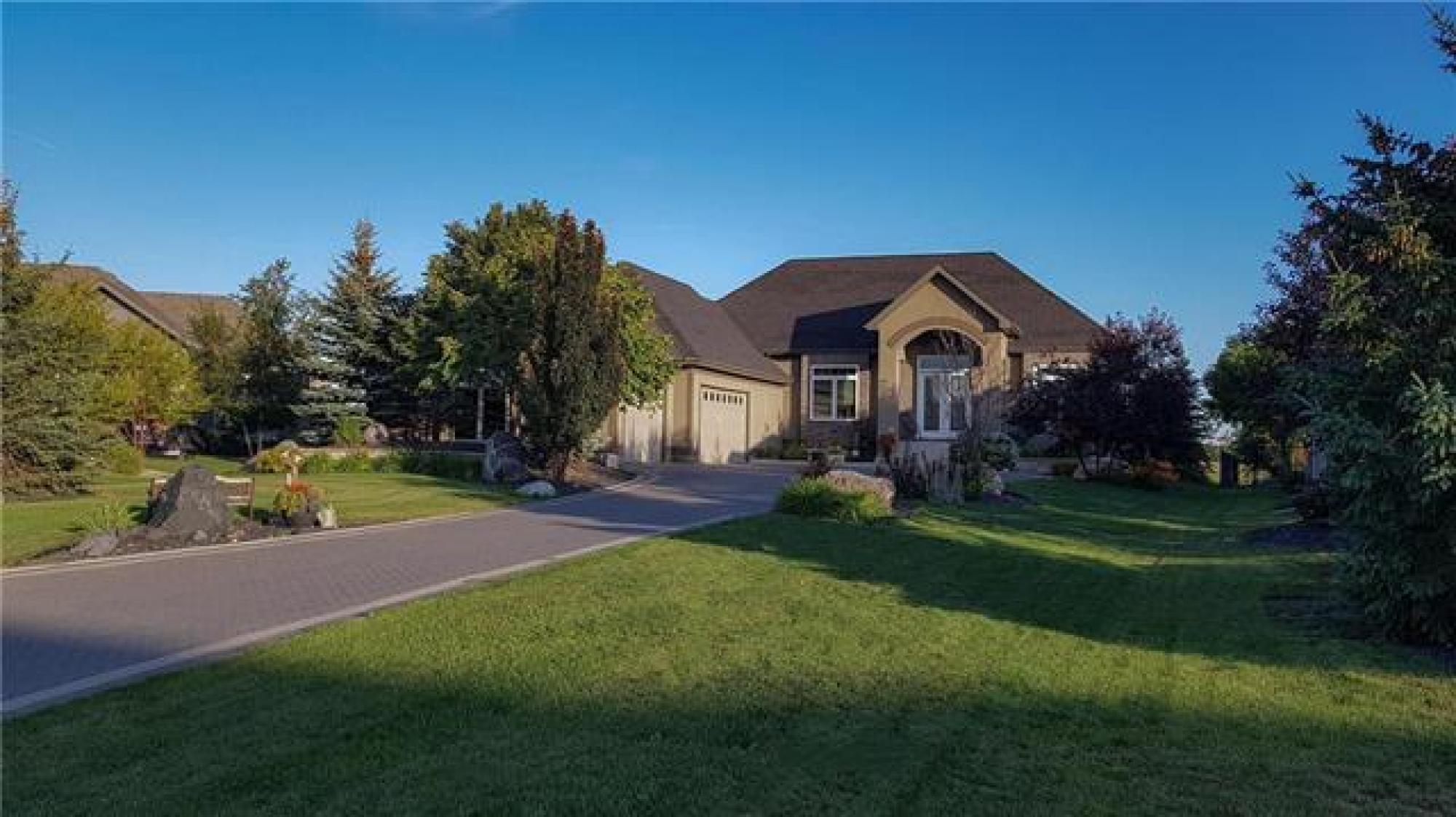 13 HIGH MEADOW Drive, R2E 0M9, 4 Bedroom for sale North East Winnipeg