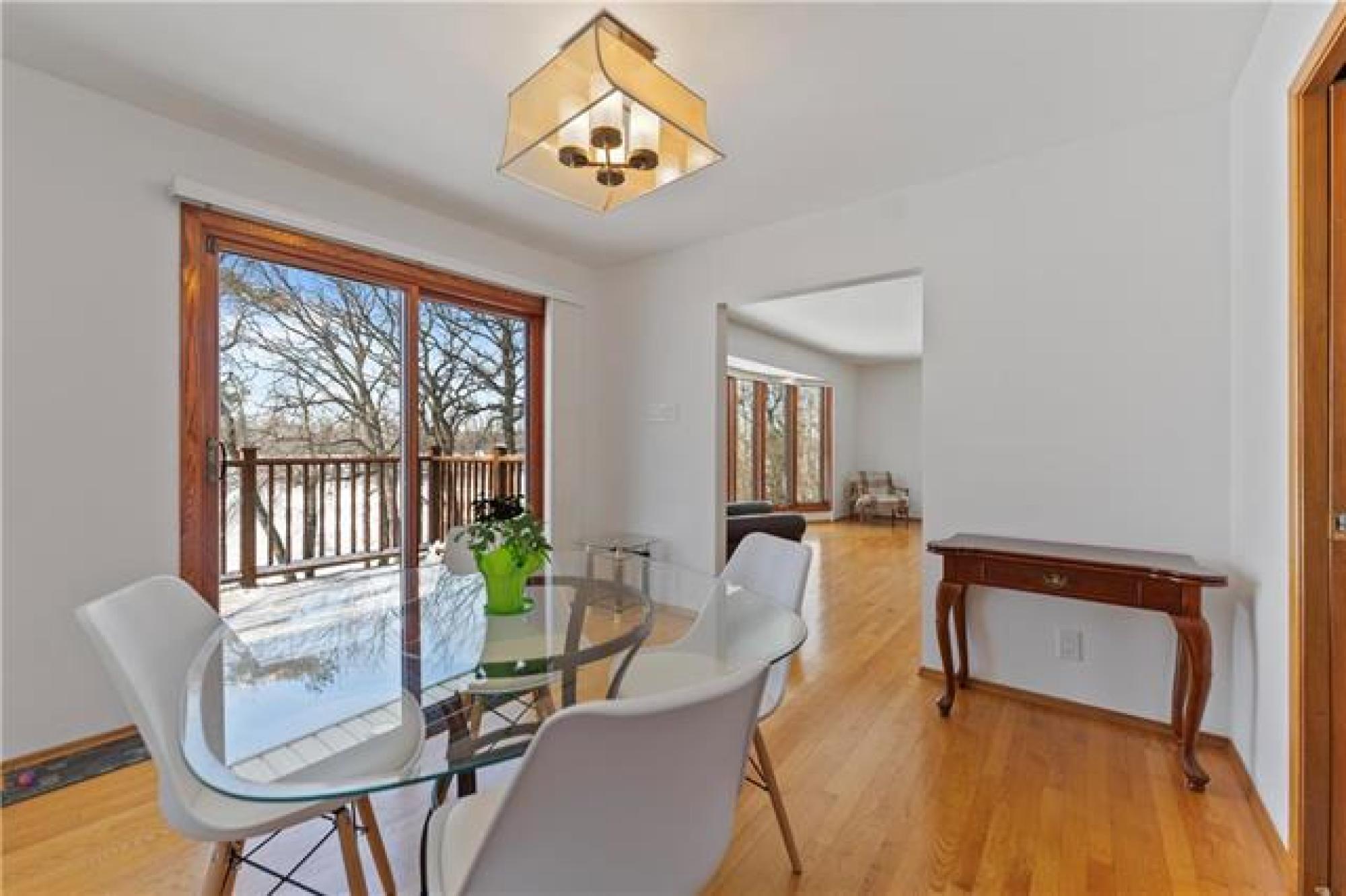 4563 Roblin Boulevard, R3R 0G2, 4 Bedroom, Bungalow for sale South West