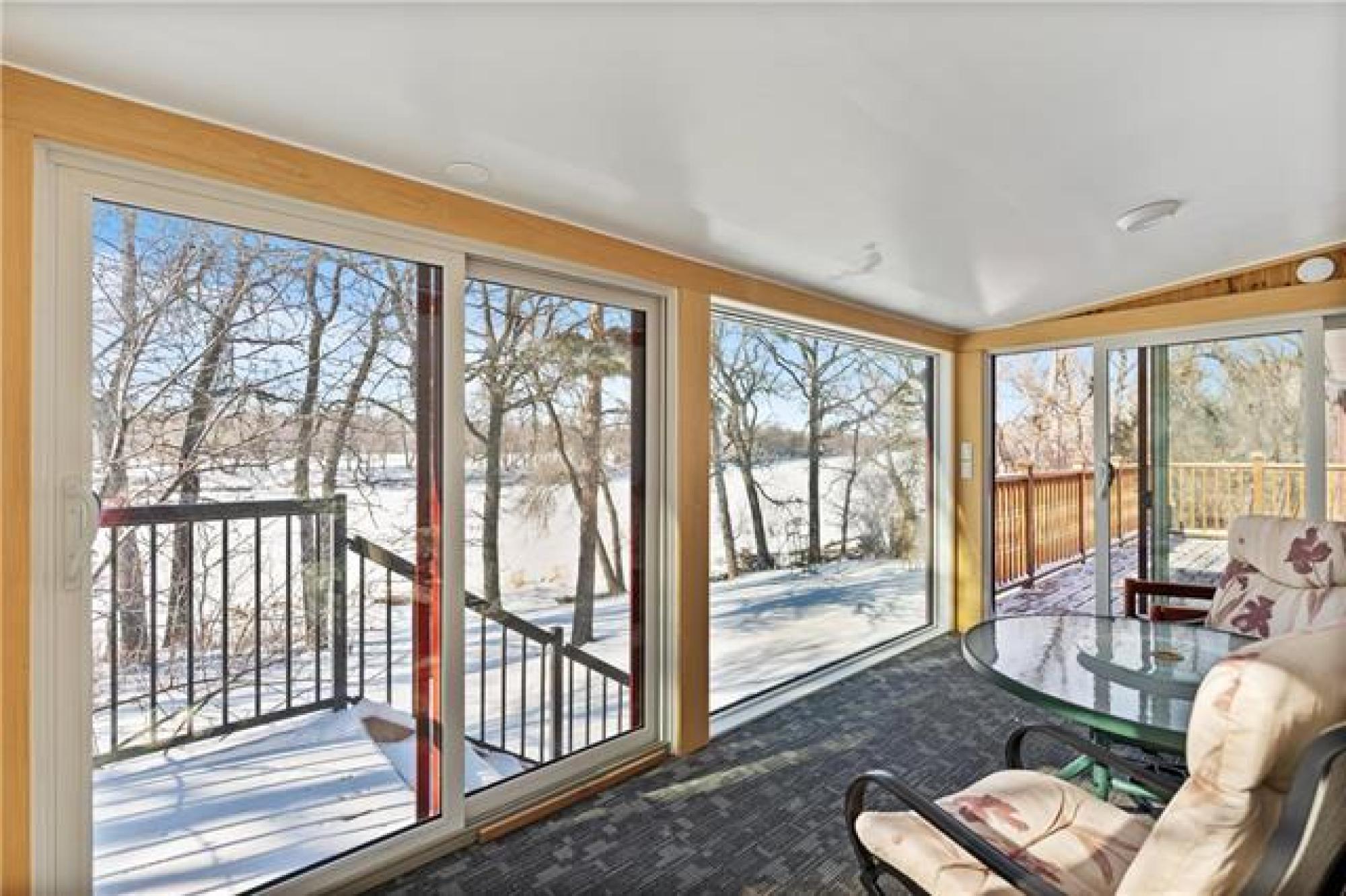 4563 Roblin Boulevard, R3R 0G2, 4 Bedroom, Bungalow for sale South West