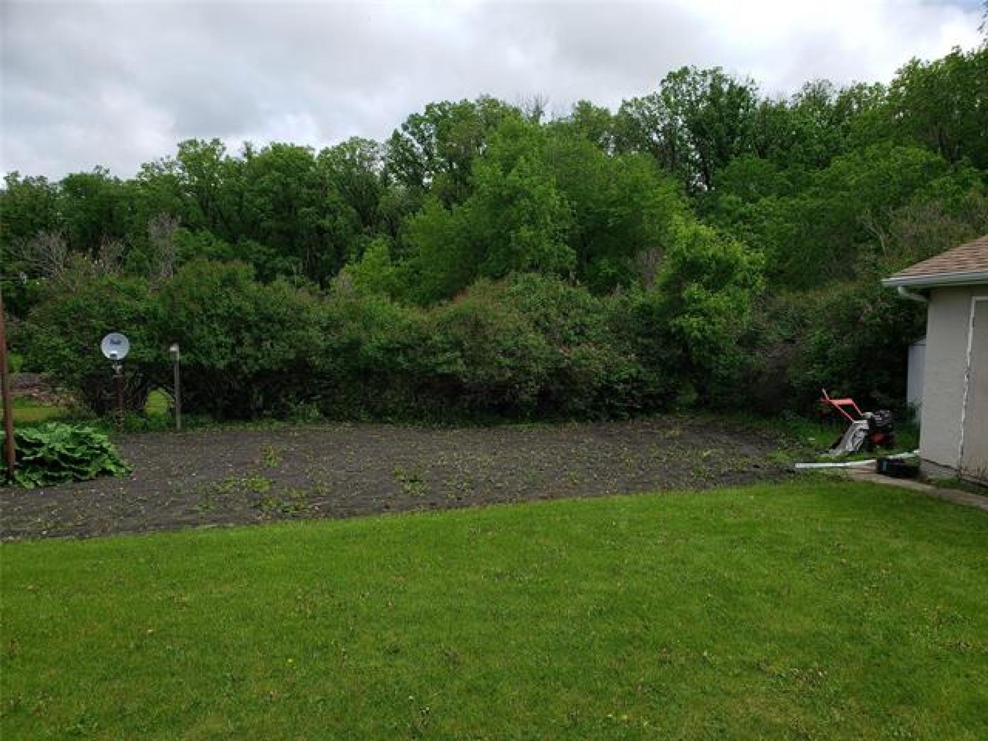 39 RIVER Avenue, R0G 2P0, 2 Bedroom, Bungalow for sale Rural Manitoba