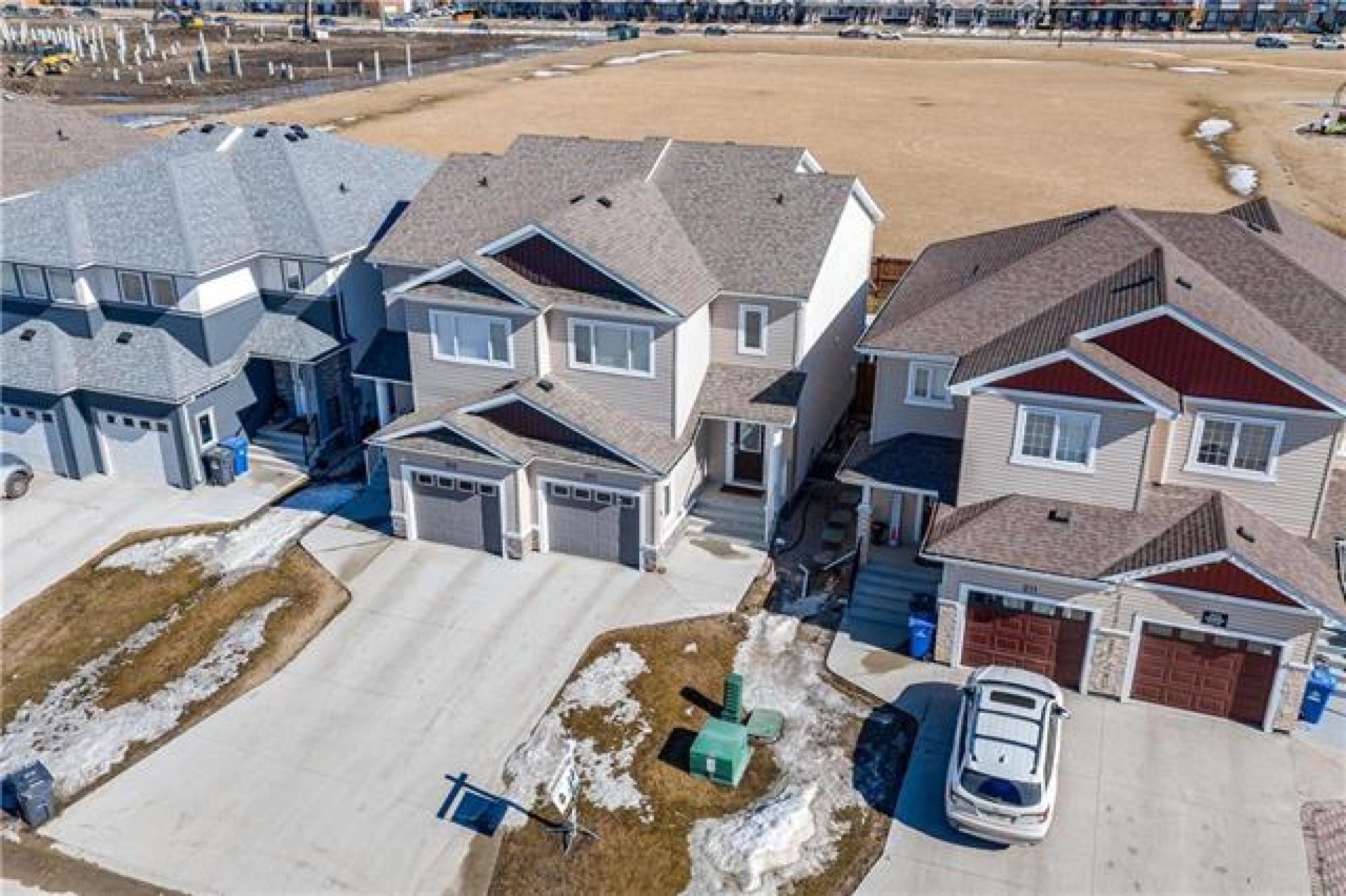 207 Phoenix Way, R2V 5B3, 3 Bedroom, 2 Storey for sale North West