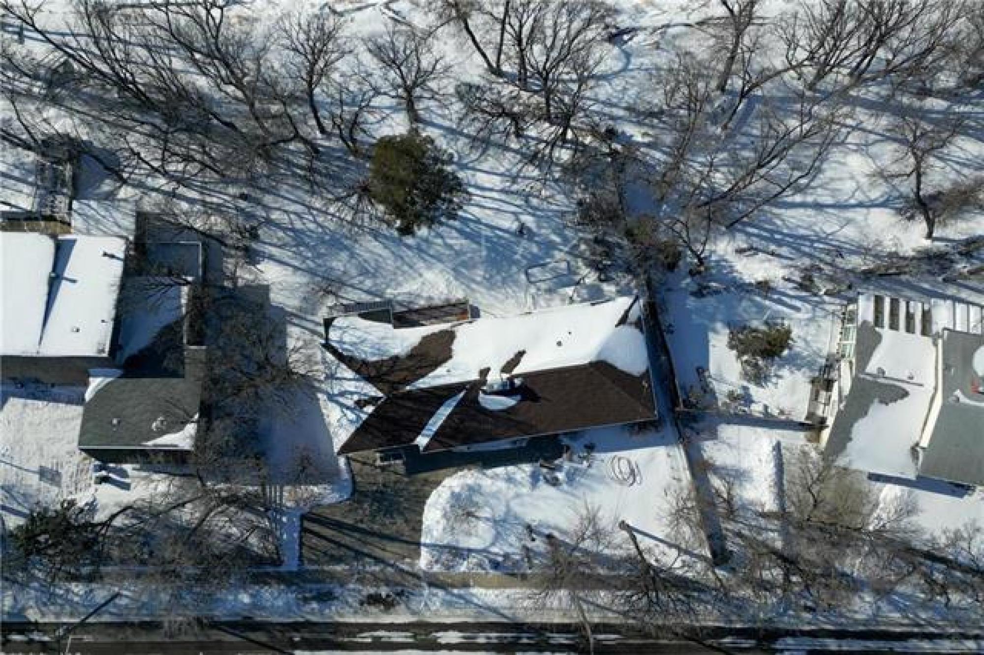 4563 Roblin Boulevard, R3R 0G2, 4 Bedroom, Bungalow for sale South West