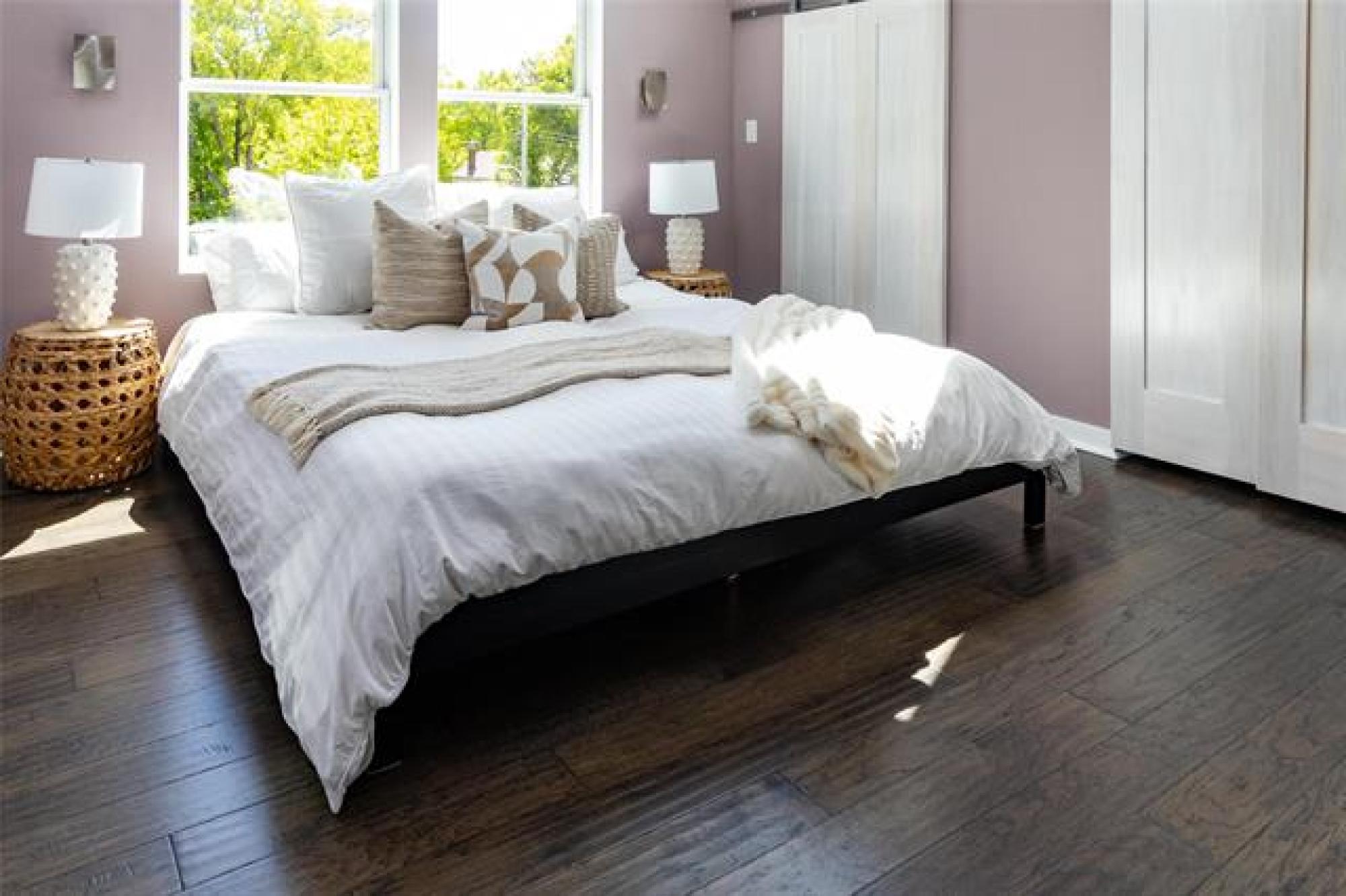 30 Lipton Street, R3G 2G4, 4 Bedroom, 2 & 1/2 Storey for sale West Winnipeg, Wolseley Winnipeg