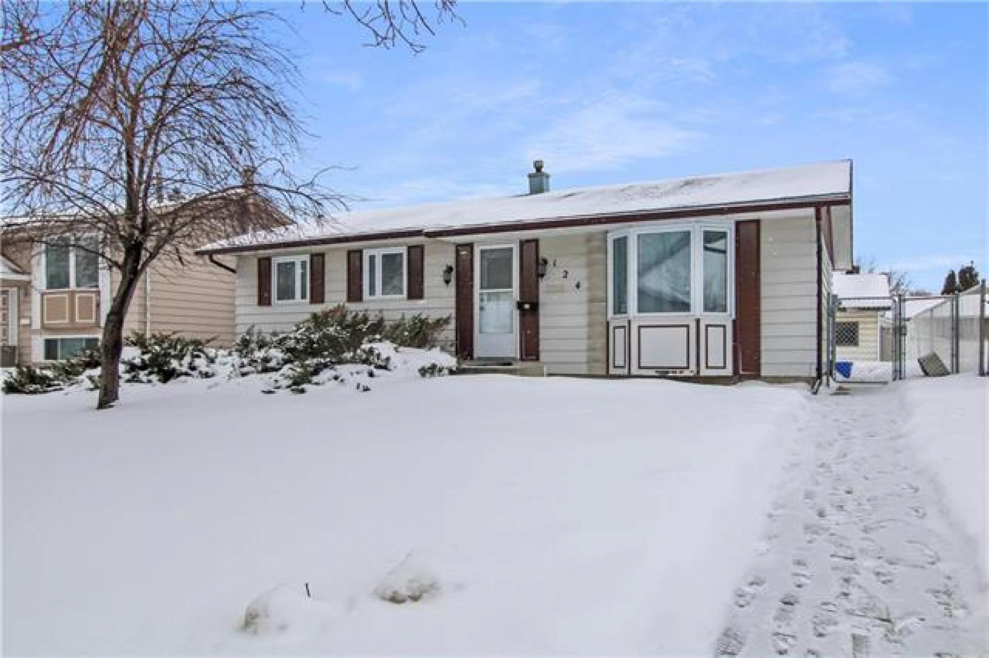 124 Bentley Street, R2R 1K8, 3 Bedroom for sale North West Winnipeg