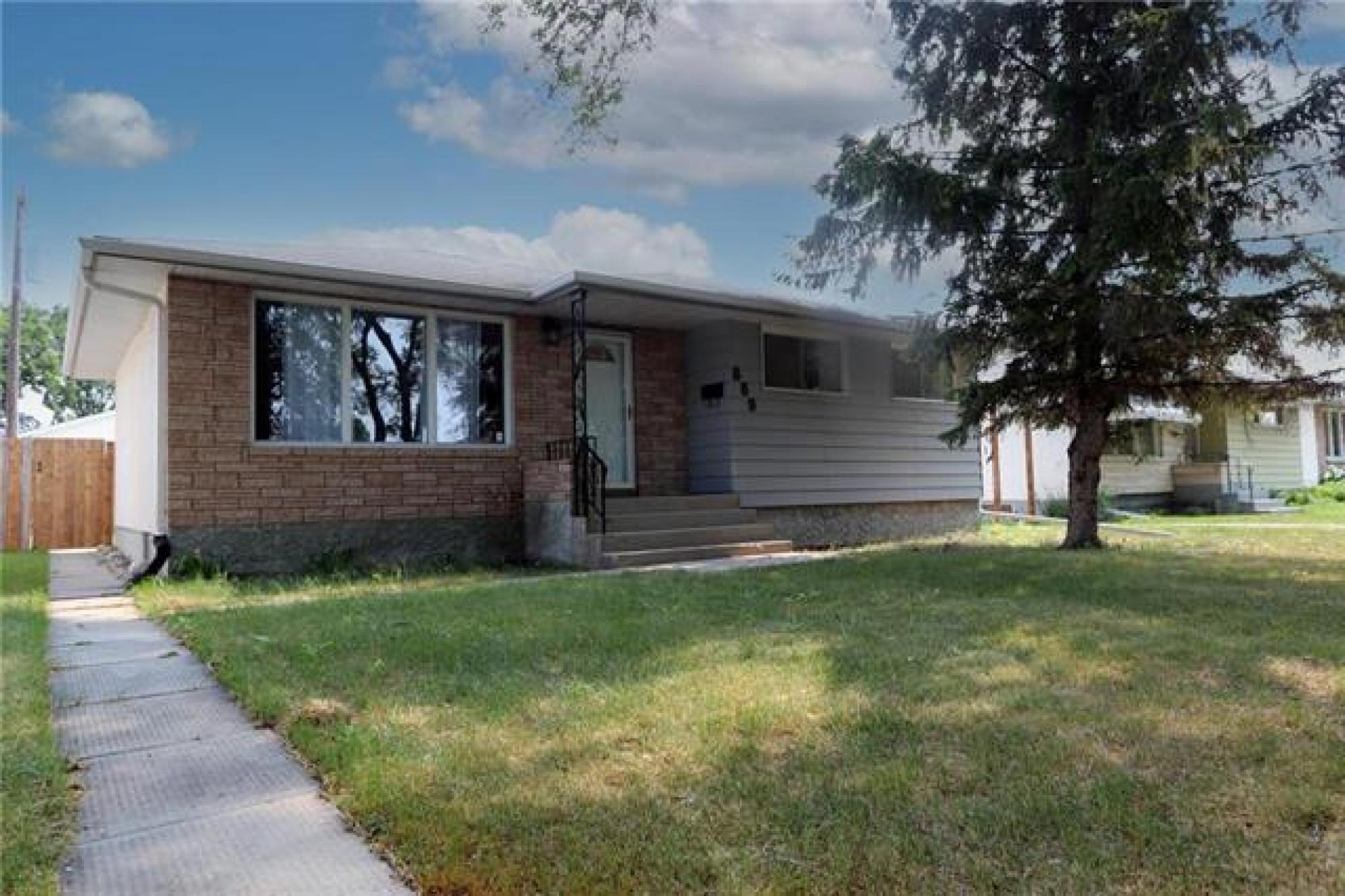 869 Consol Avenue, R2K 1T5, 4 Bedroom, Bungalow for sale North East