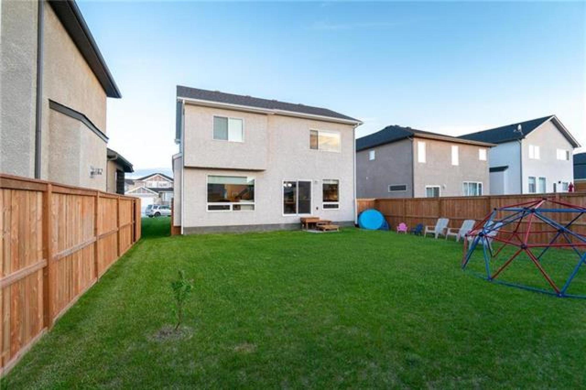 23 Pintail Point, R3X 0L5, 4 Bedroom, 2 Storey for sale South East