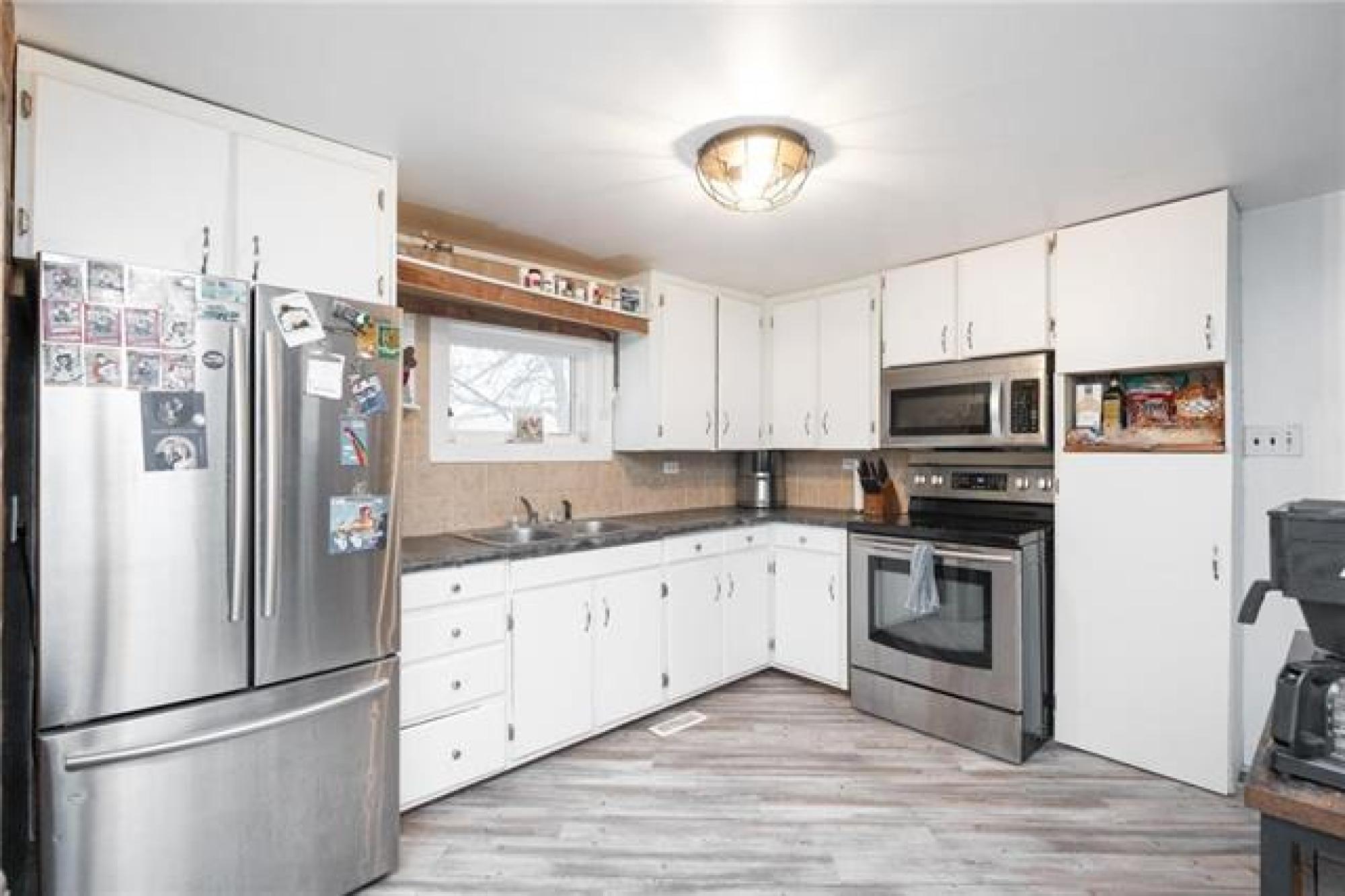 125 6th Avenue, R0C 1B0, 4 Bedroom, Bungalow for sale Rural Manitoba