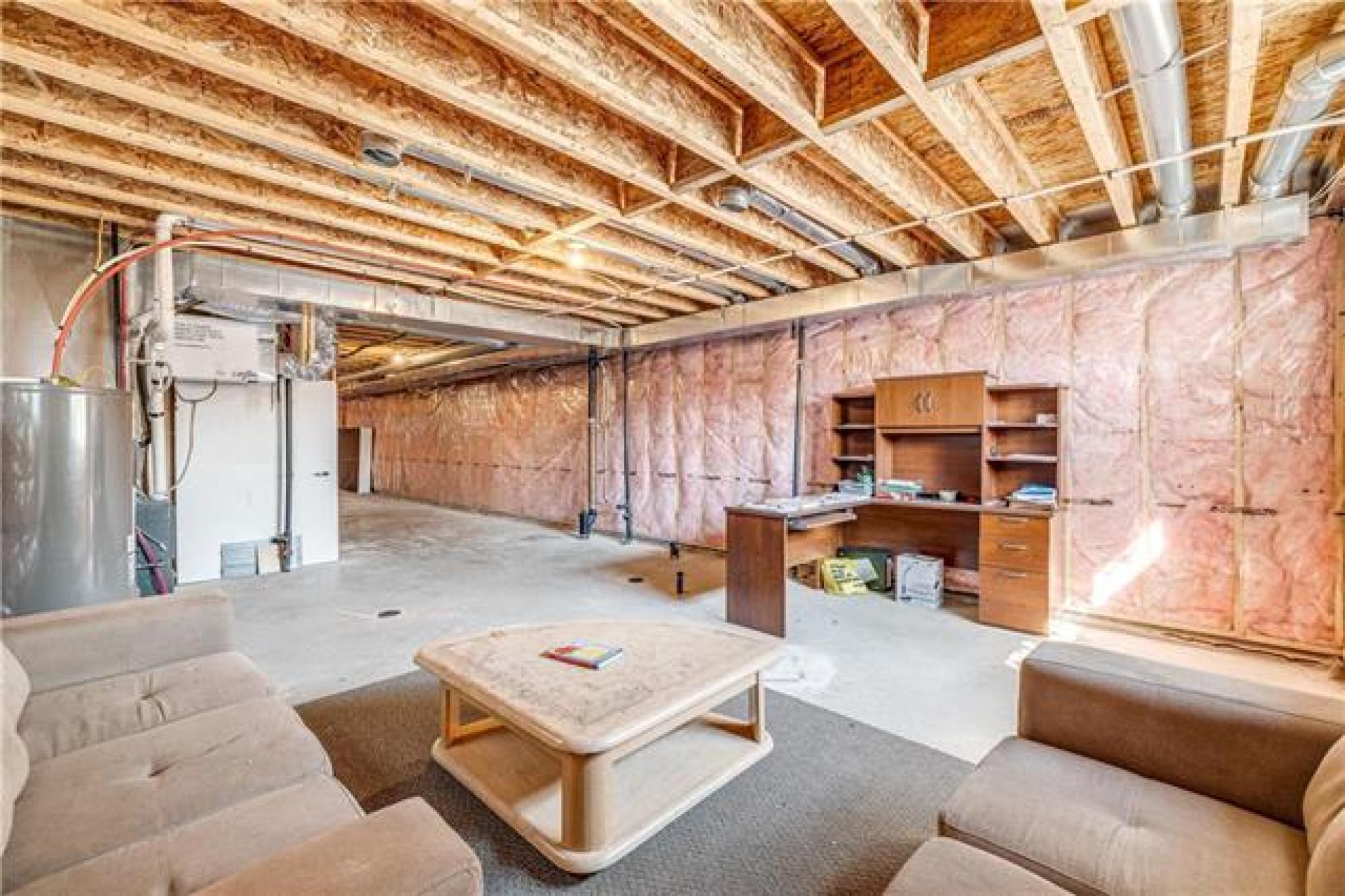 1262 Plessis Road, R2C 2Y2, 3 Bedroom, BiLevel for sale North East