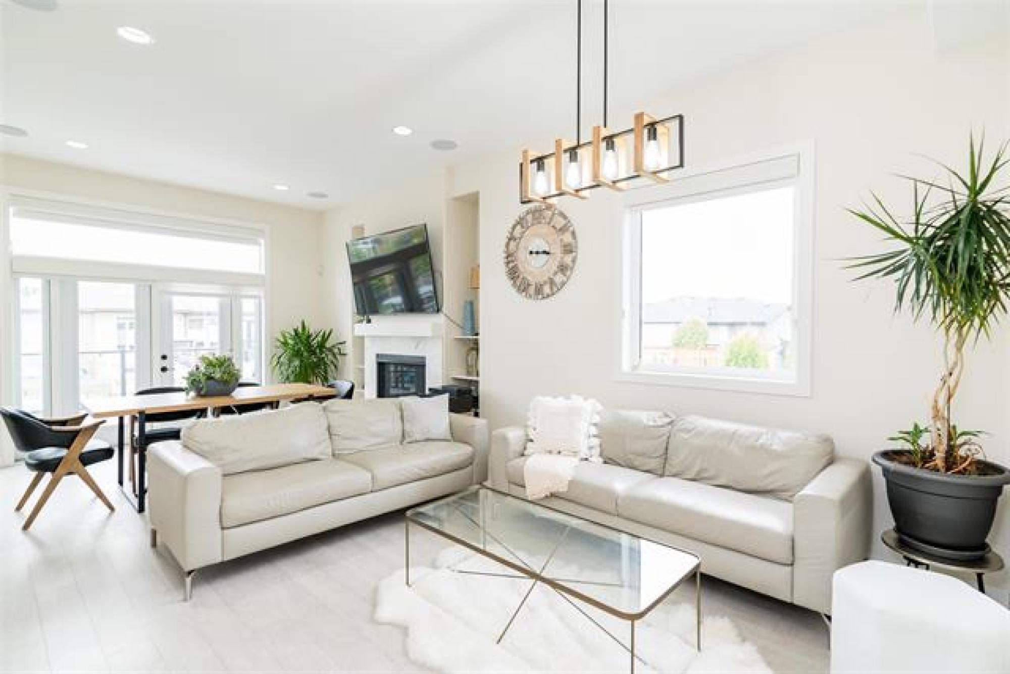 6 Jordanas Run, R2E 0N6, 4 Bedroom, Bungalow for sale North East