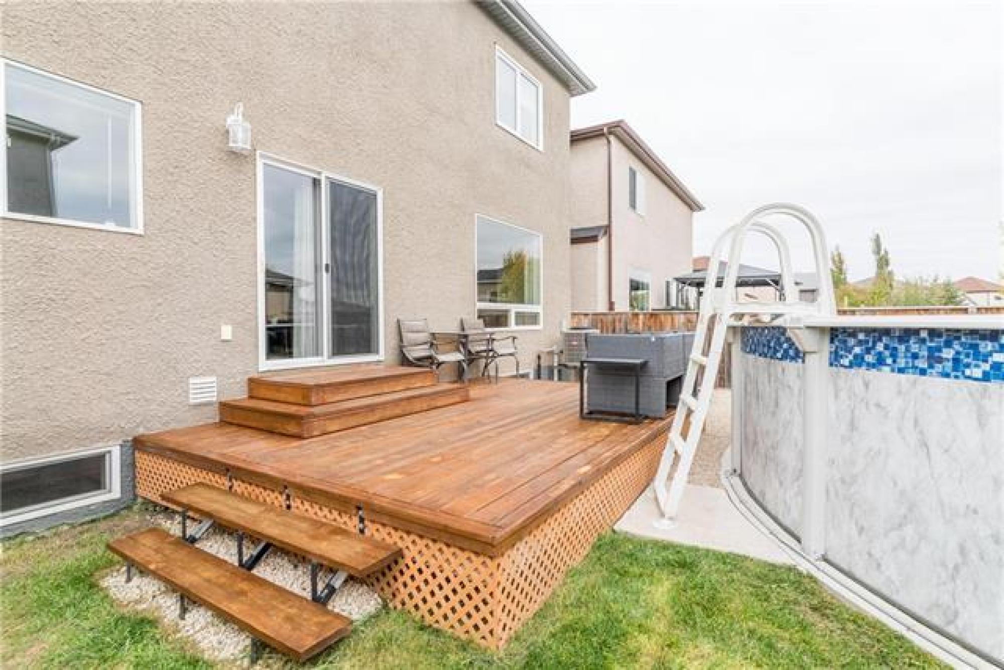 136 Chadwick Crescent, R2C 1G9, 4 Bedroom, 2 Storey for sale North East