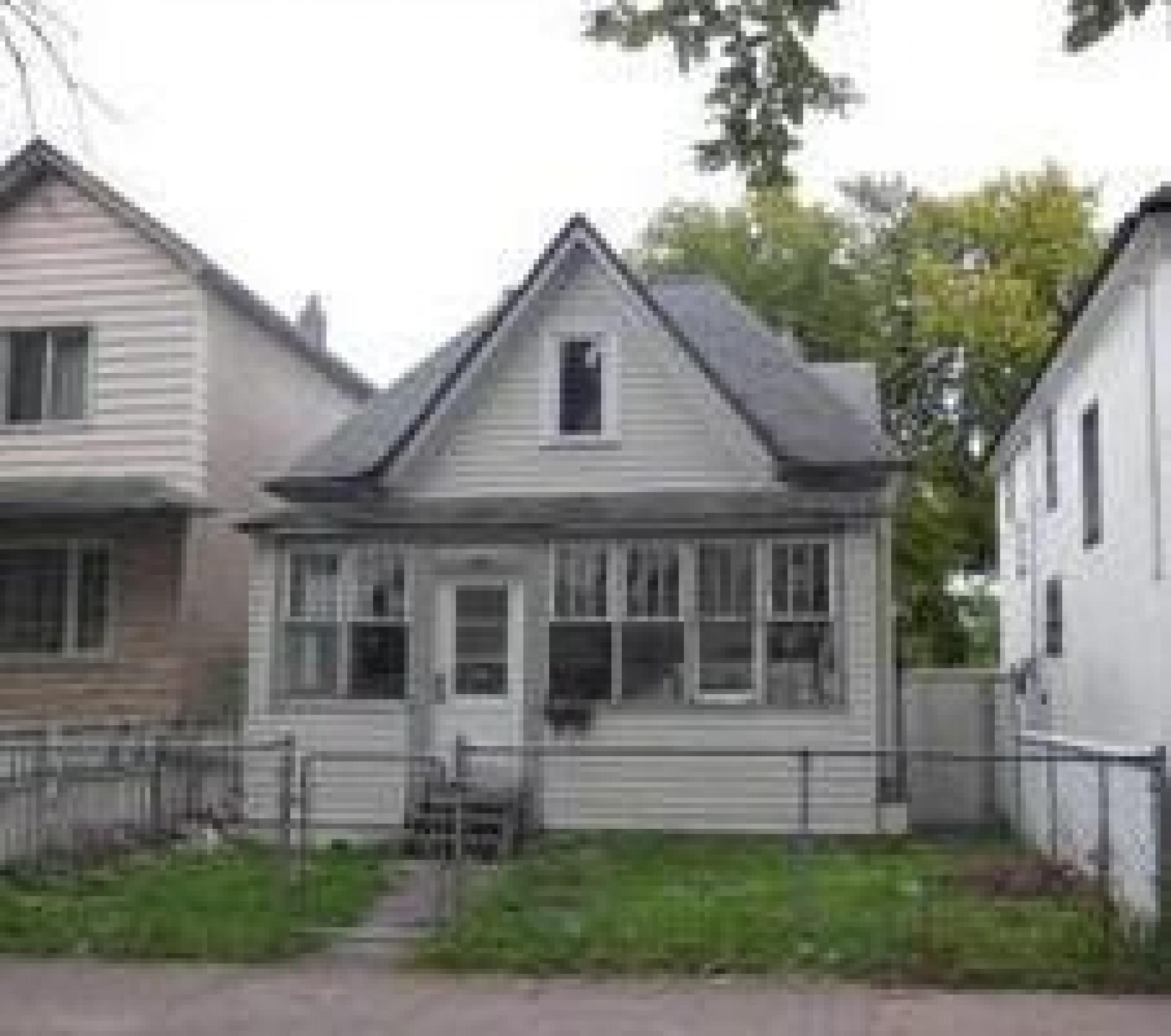 465 Elgin Avenue, R3Y 0G6, 3 Bedroom for sale West Winnipeg, Weston